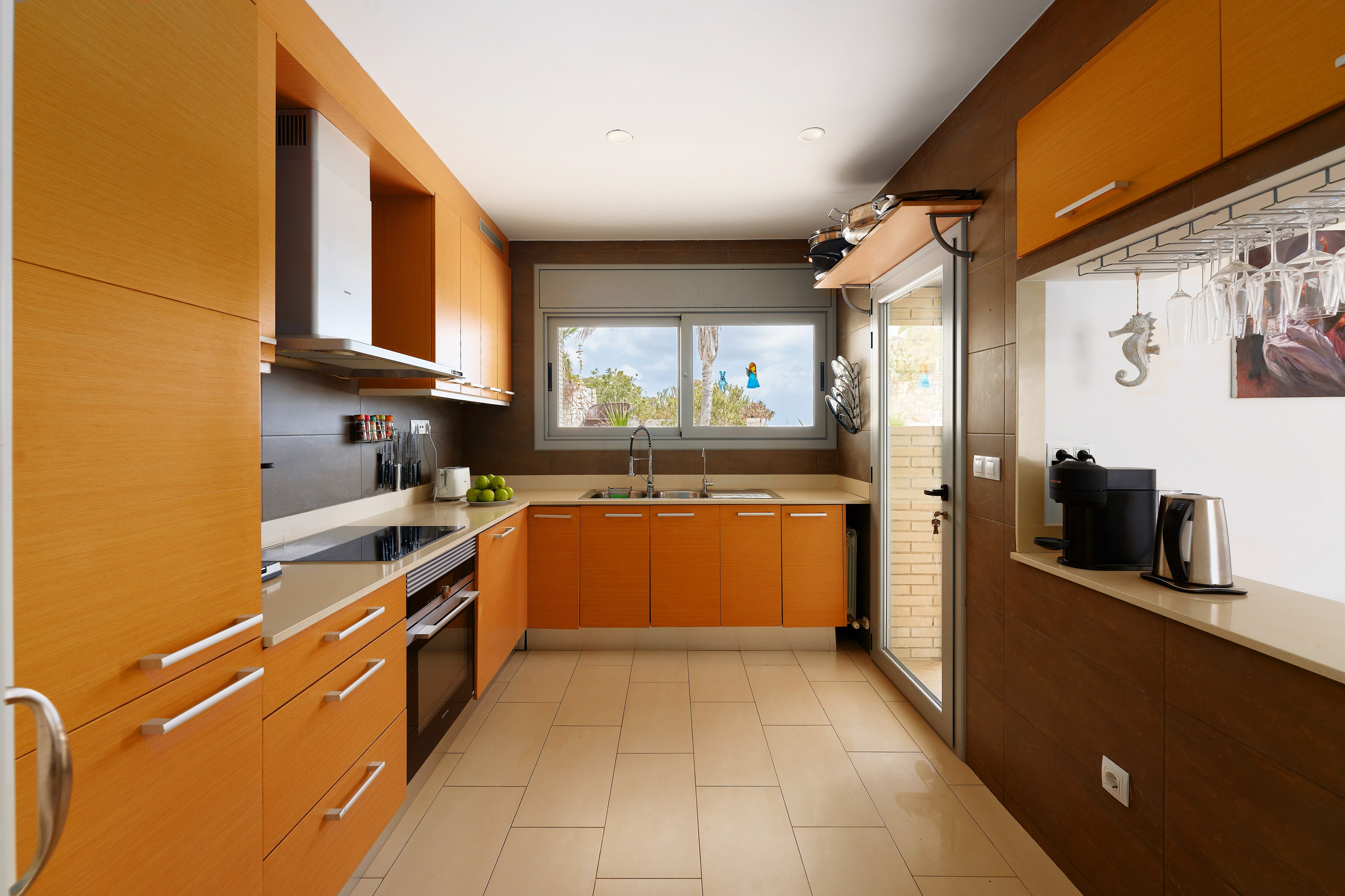 Property. Photographer @ Studio | Barcelona — Svyatoslav Usmyal