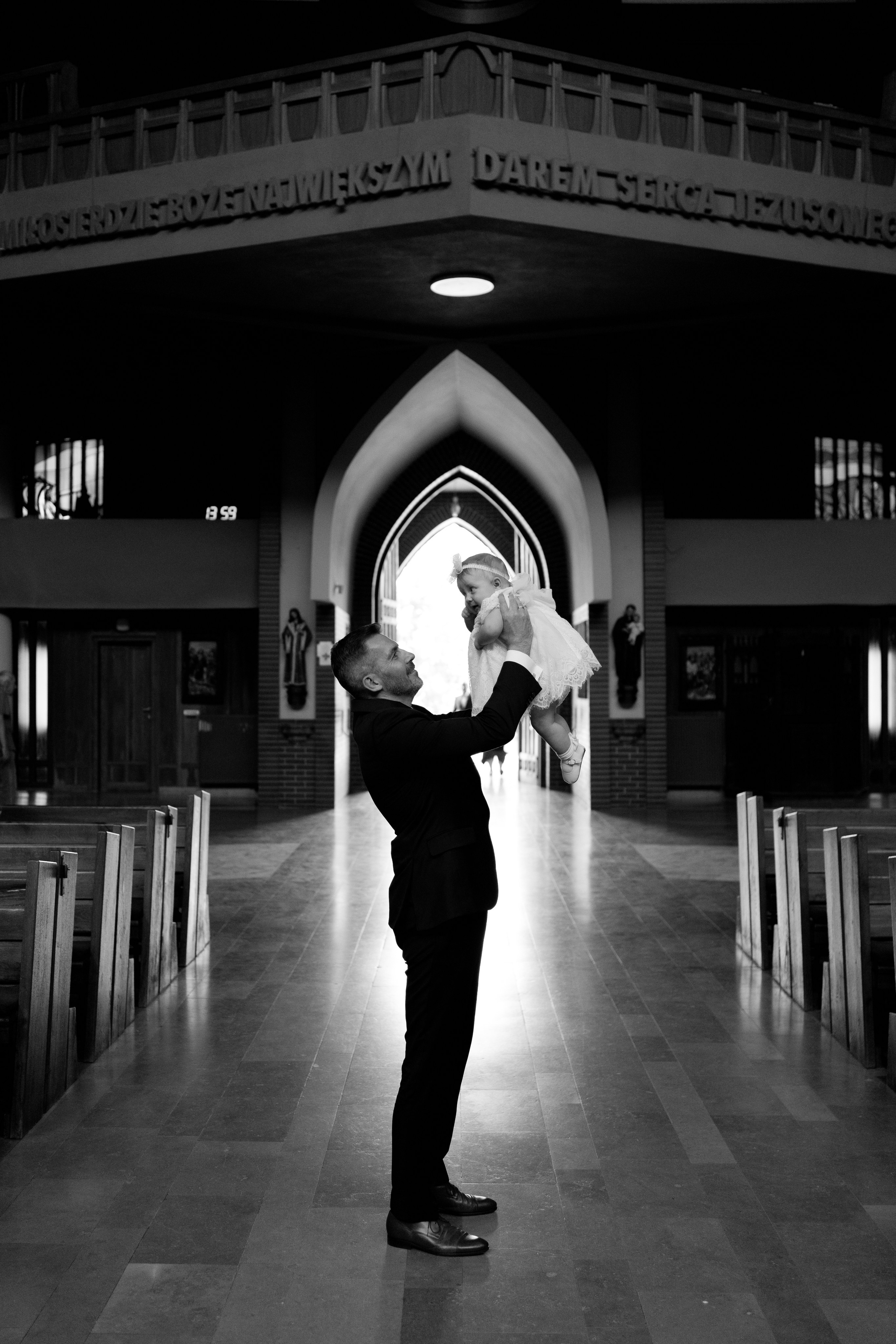 Reportaż z okazji Chrztu Świętego w Łodzi. Fotograf Łódź - sesja ciążowa, noworodkowa, dziecięca. Studio w Łodzi