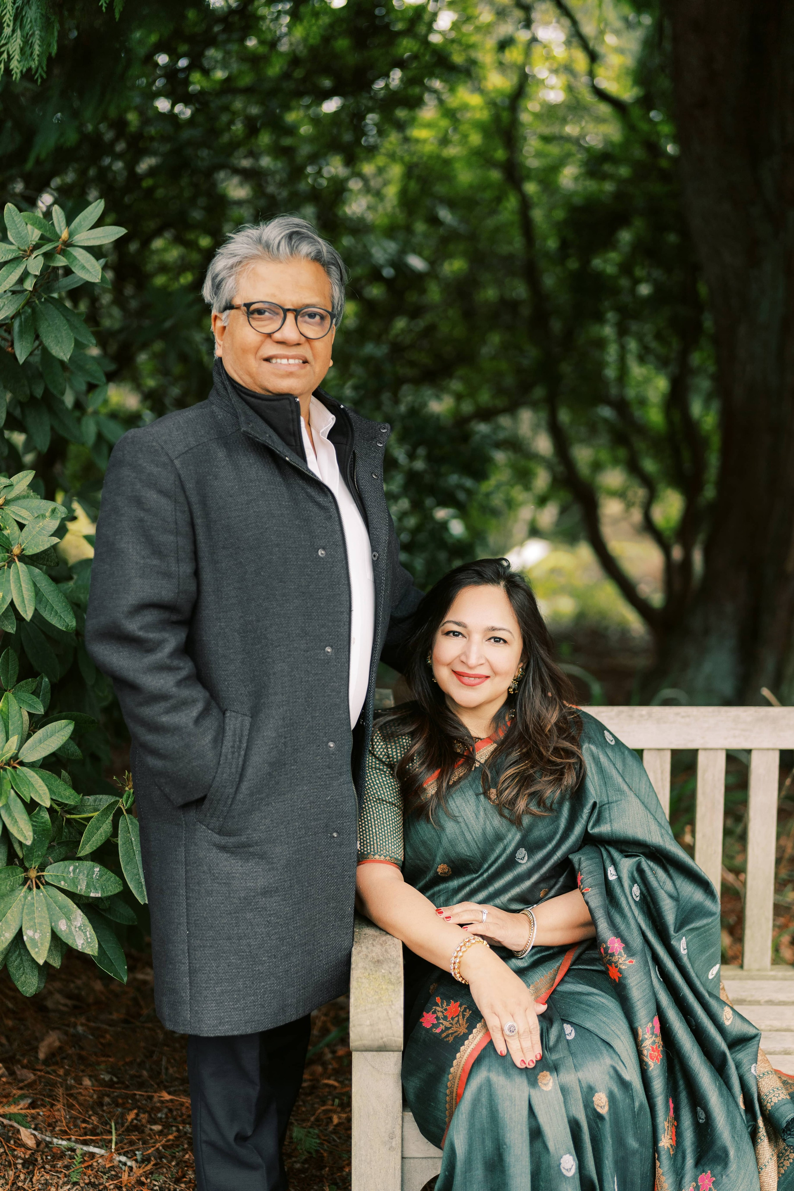 Family photoshoot at Bellevue Botanical Garden. March 2024. EVAN ARISTOV WEDDING PHOTOGRAPHY — Seattle Wedding Photographer