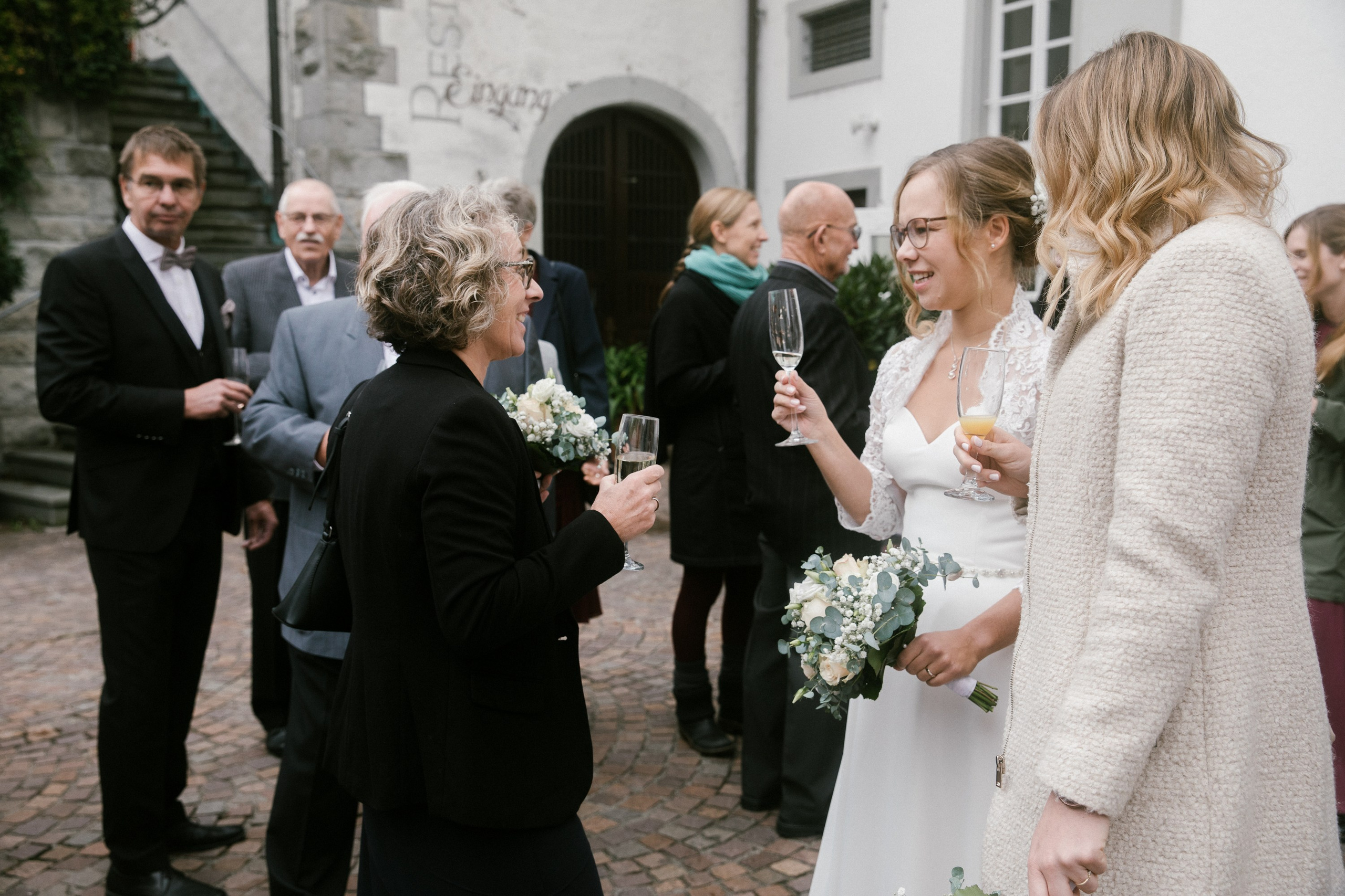 Hochzeitsfotograf Markdorf | Standesamt & Weinberge. Hochzeitsfotograf Bodensee & Allgäu | Liliana Berkut