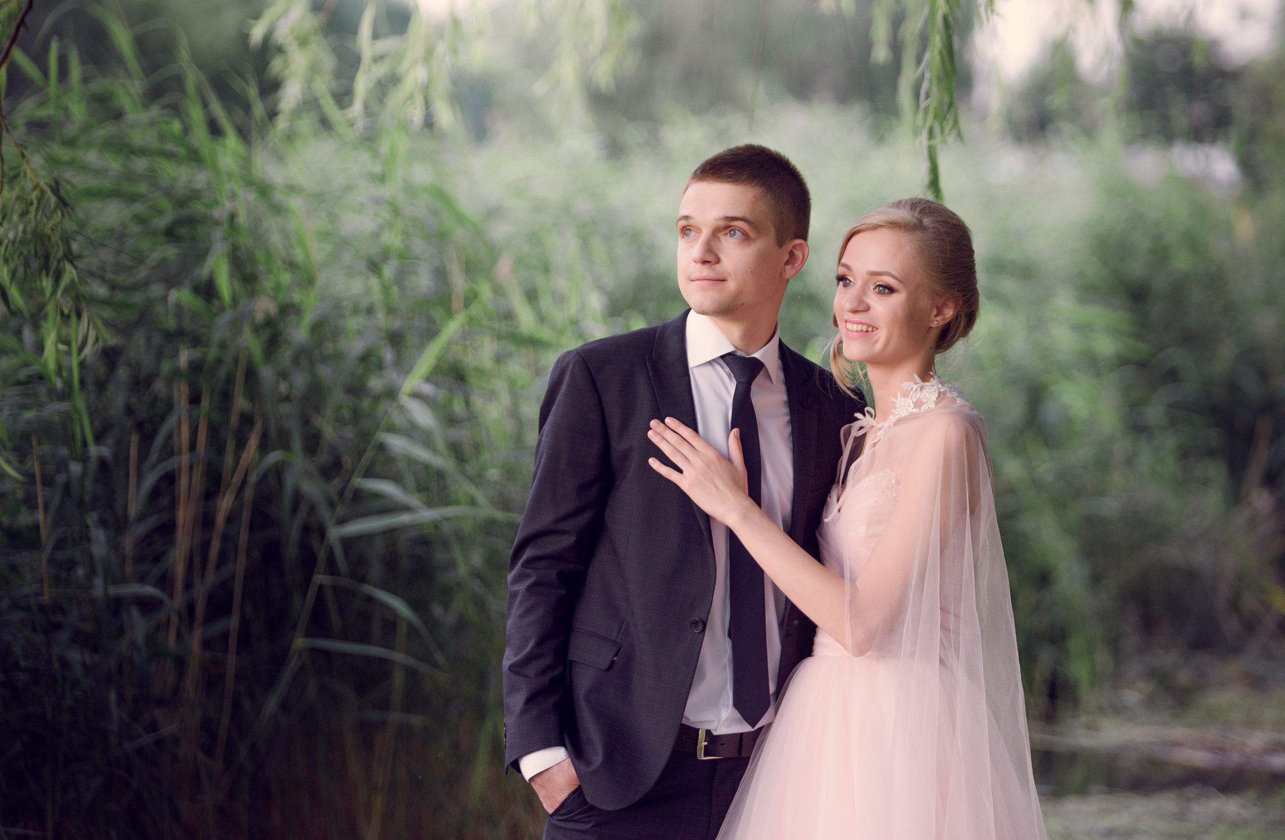 Летняя свадьба с выездной регистрацией. Семейный фотограф и фотограф новорожденных в Вильнюсе Ирина Беленкевич