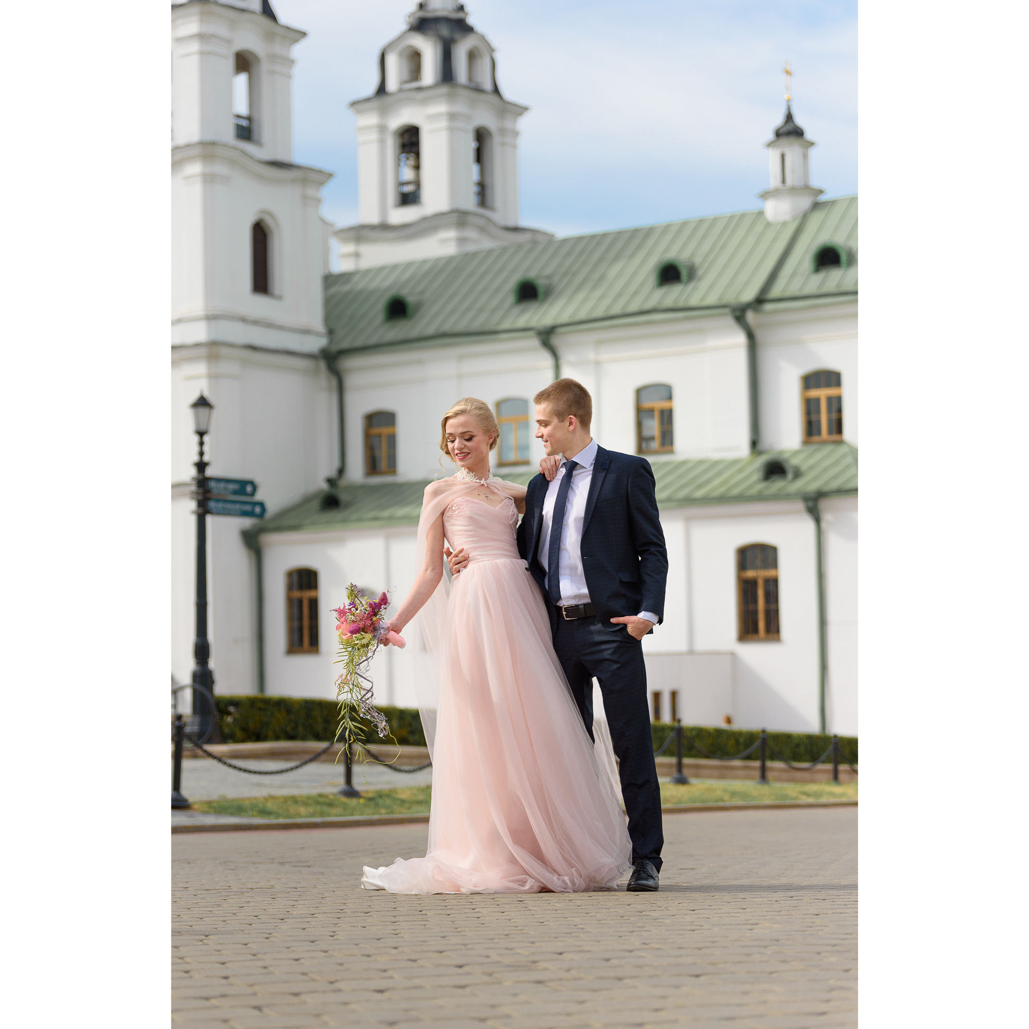 Летняя свадьба с выездной регистрацией. Семейный фотограф и фотограф новорожденных в Вильнюсе Ирина Беленкевич