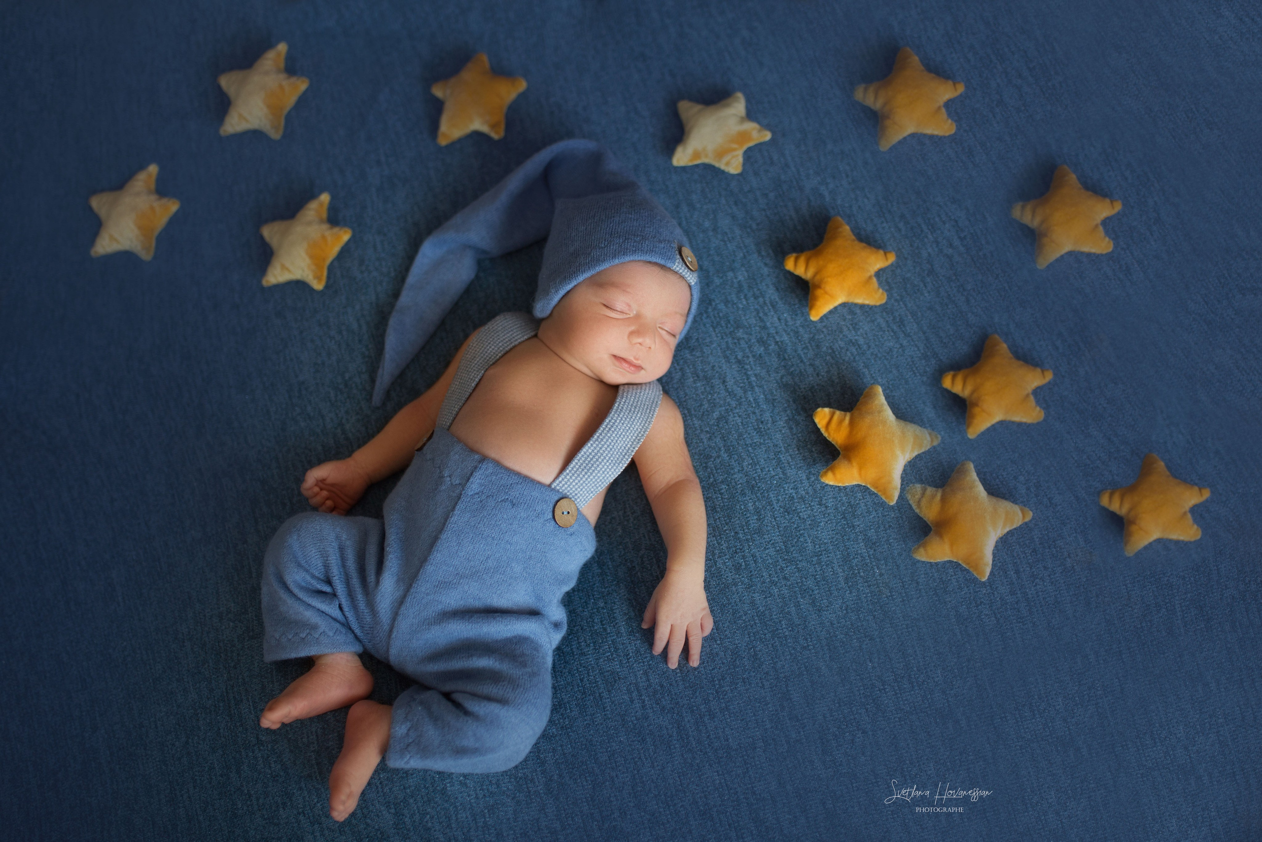 NOUVEAU-NE. PHOTOGRAPHE DE GROSSESSE ET NAISSANCE À LYON