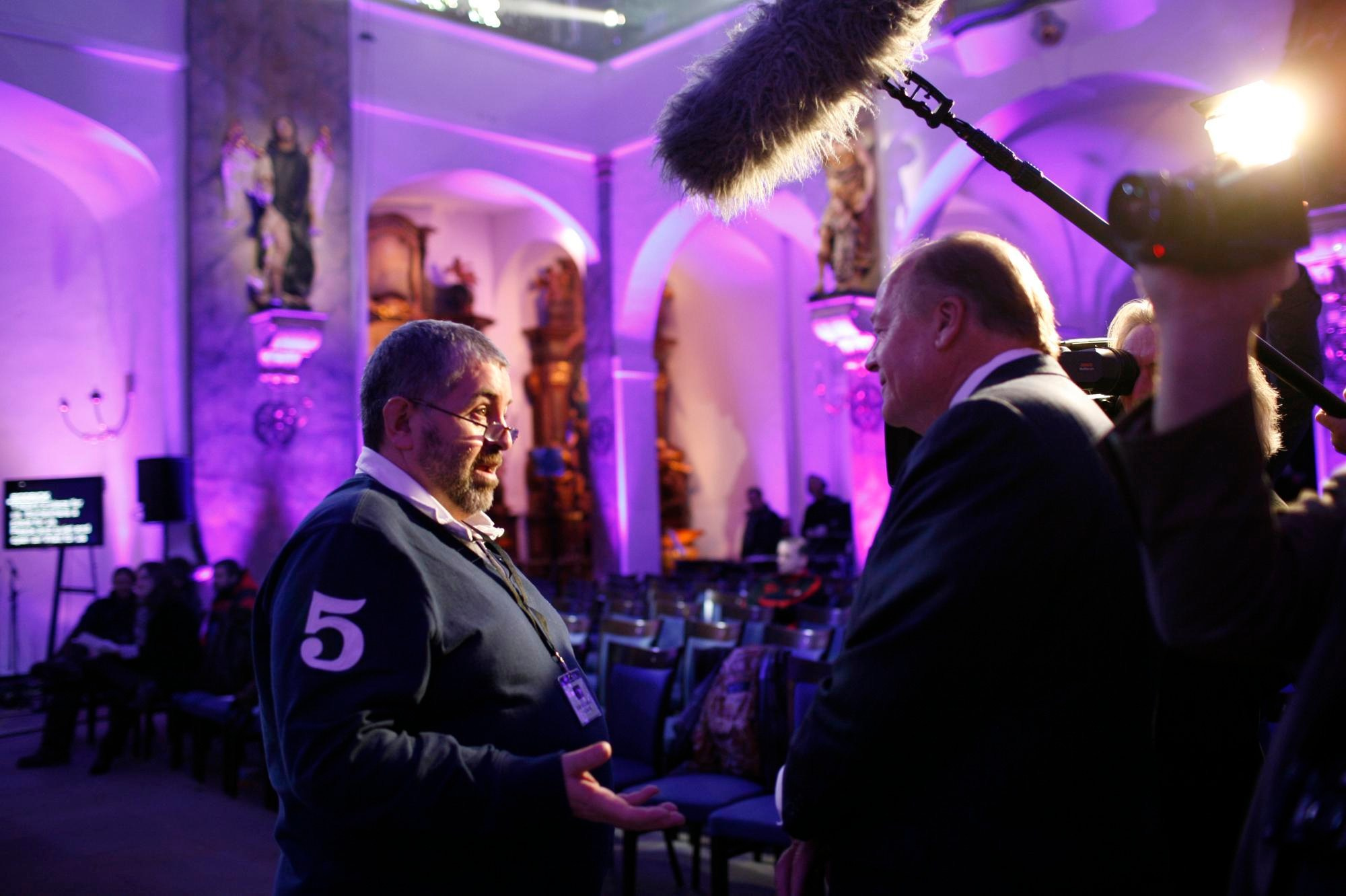 Television Still Photographer. Prague MICE, Corporate & Event Photographer | Kurt Vinion Photography