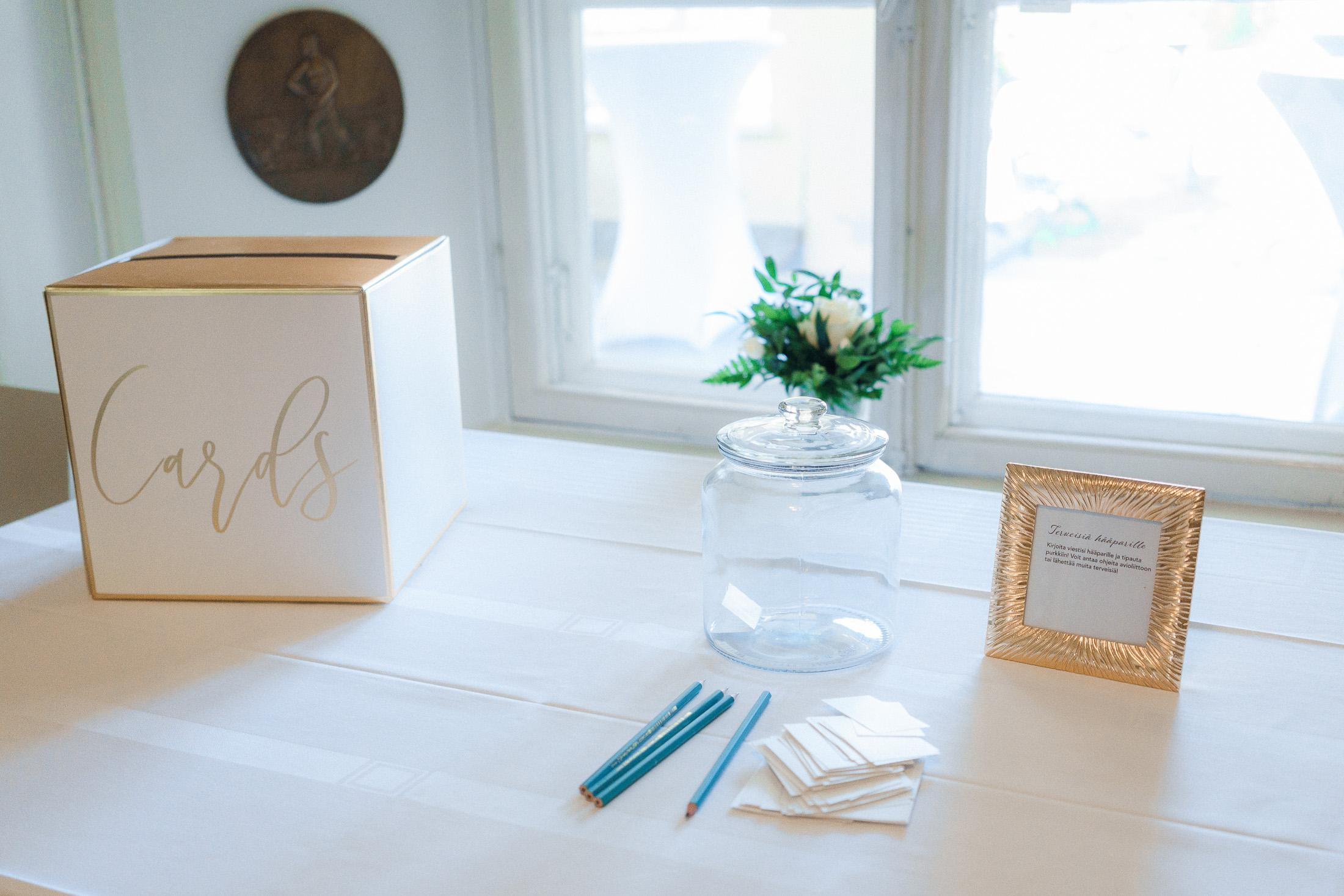 Häät Espoon Kartanossa: Ikimuistoisia hääkuvia Helsingissä ja Espoossa