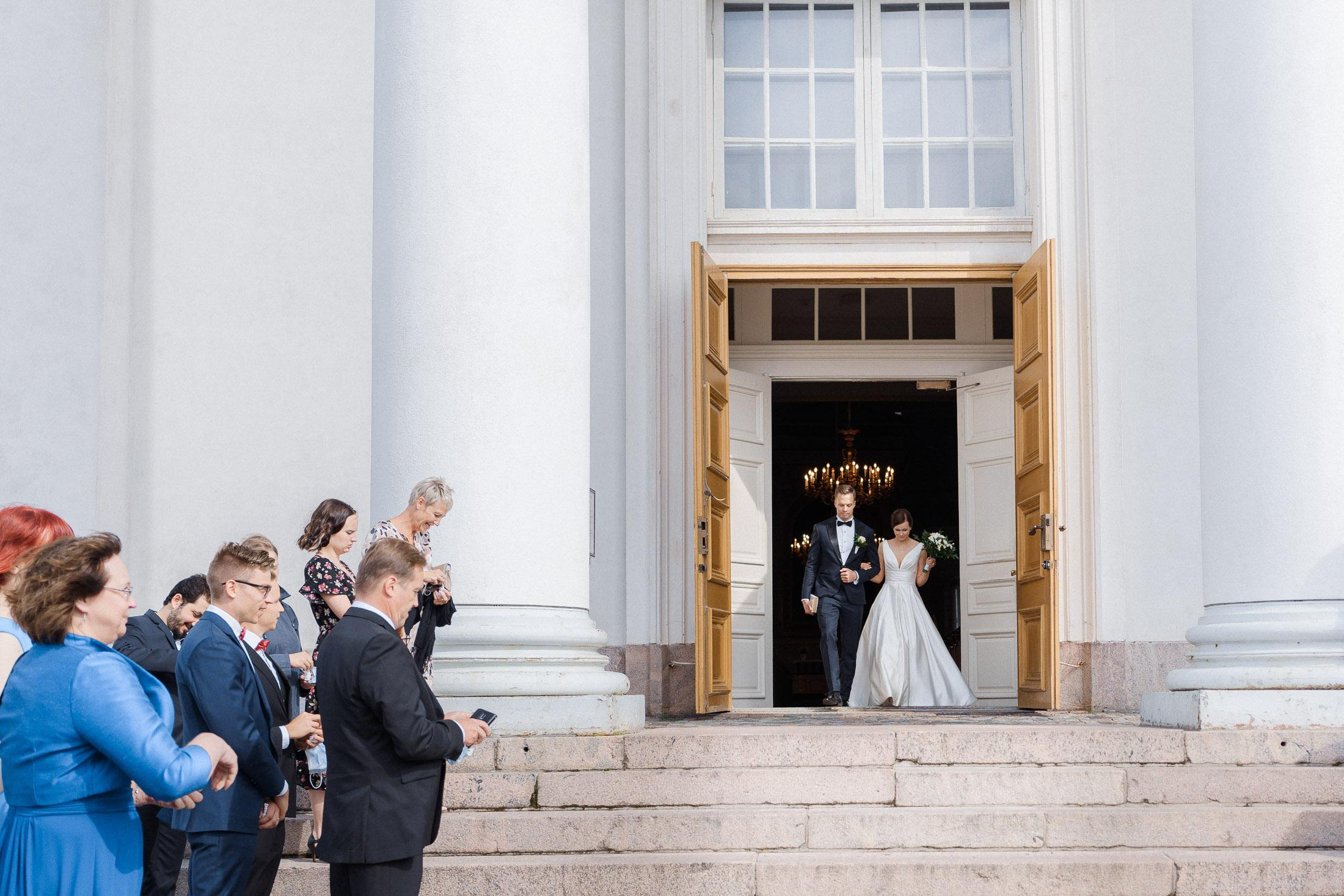 Häät Espoon Kartanossa: Ikimuistoisia hääkuvia Helsingissä ja Espoossa