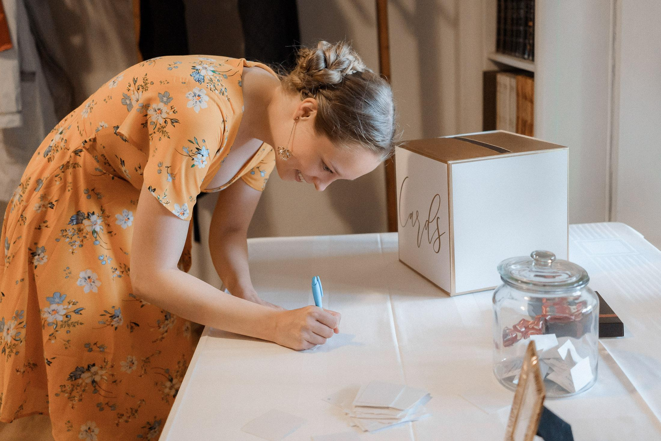 Häät Espoon Kartanossa: Ikimuistoisia hääkuvia Helsingissä ja Espoossa