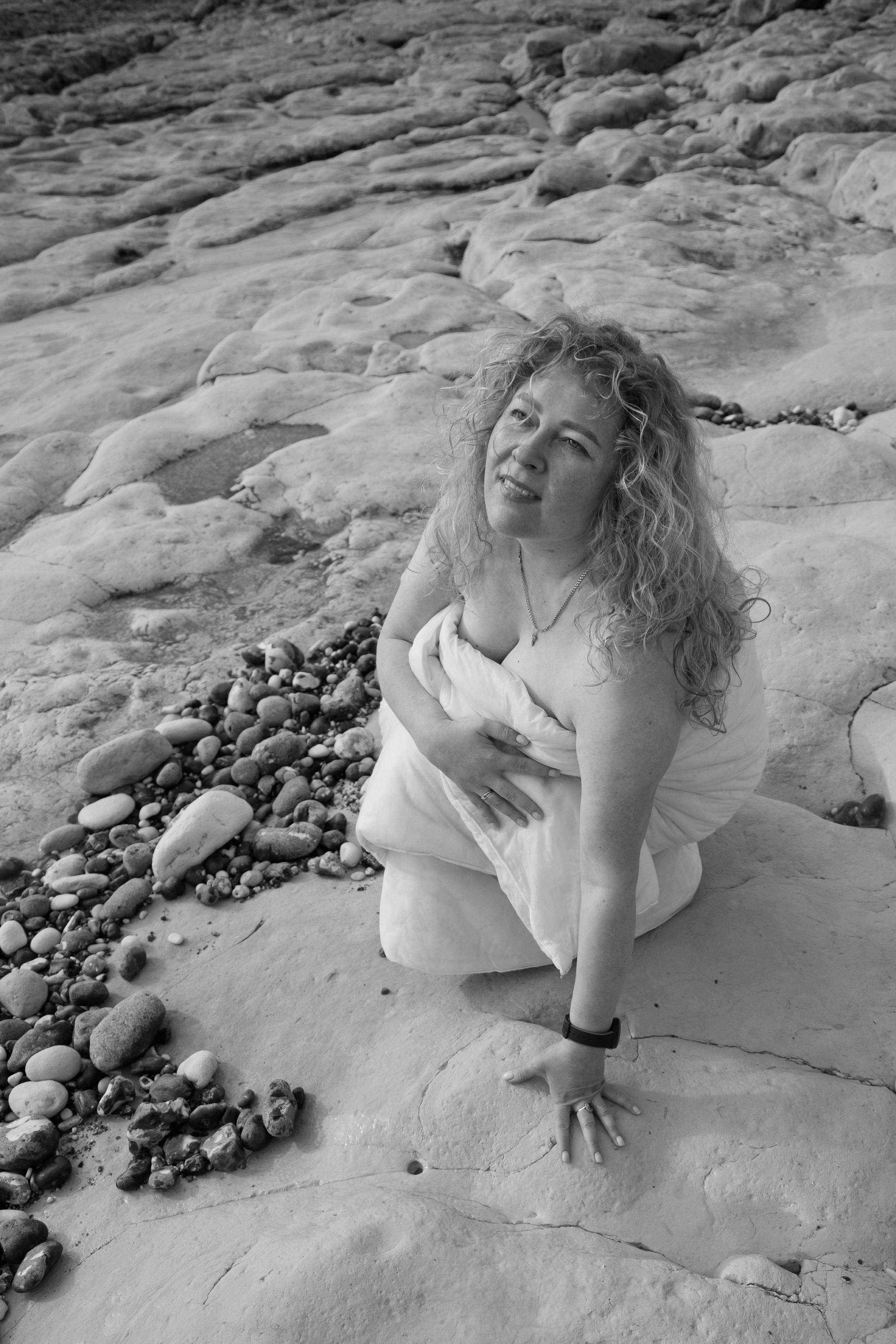 Cocooning: Wrap Yourself Session | Intimate Therapeutic Photography. Natalja Poplavska — Visual artist, Photographer, East Sussex, London