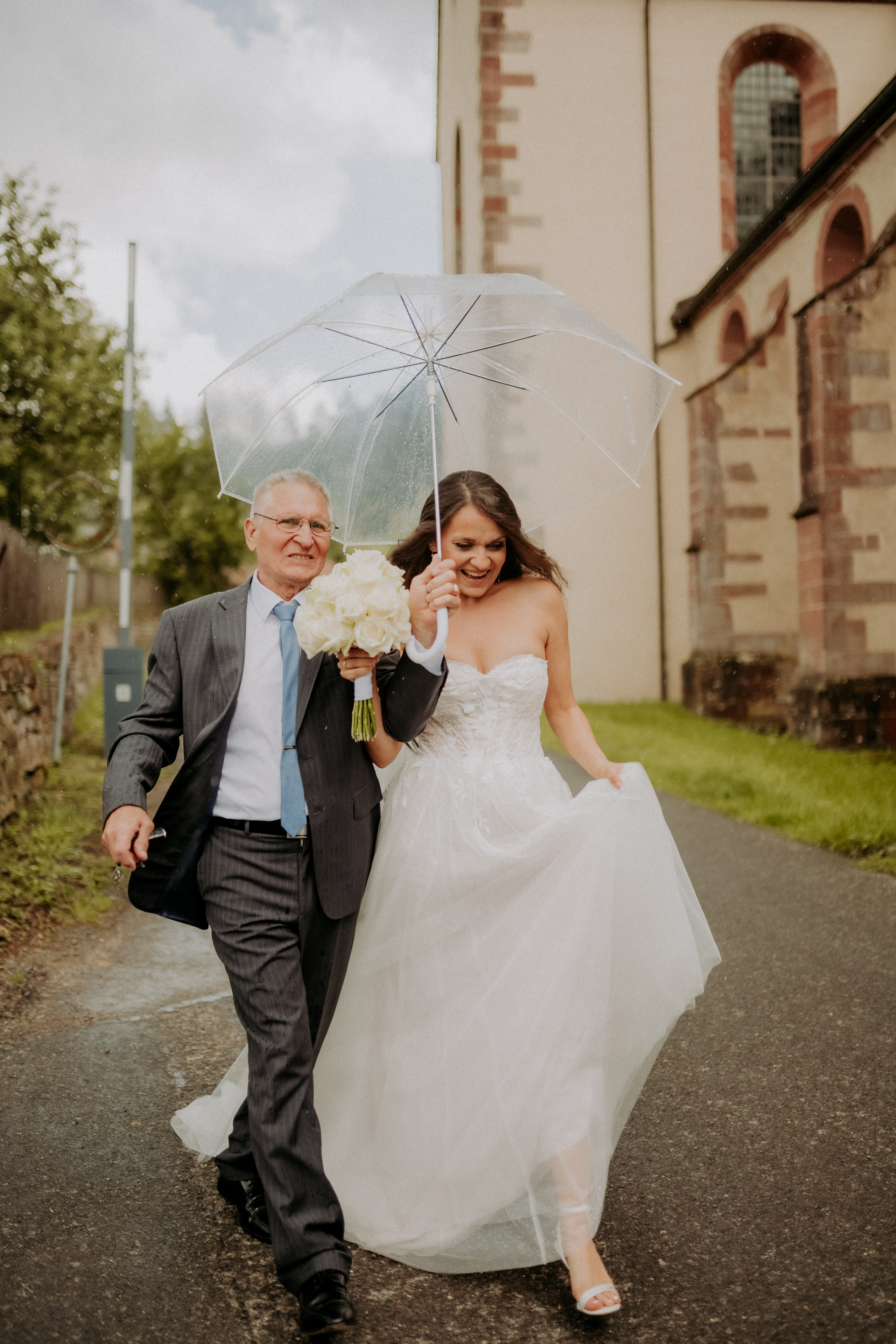Regenwetter in Hochzeitstag in Bronnbach