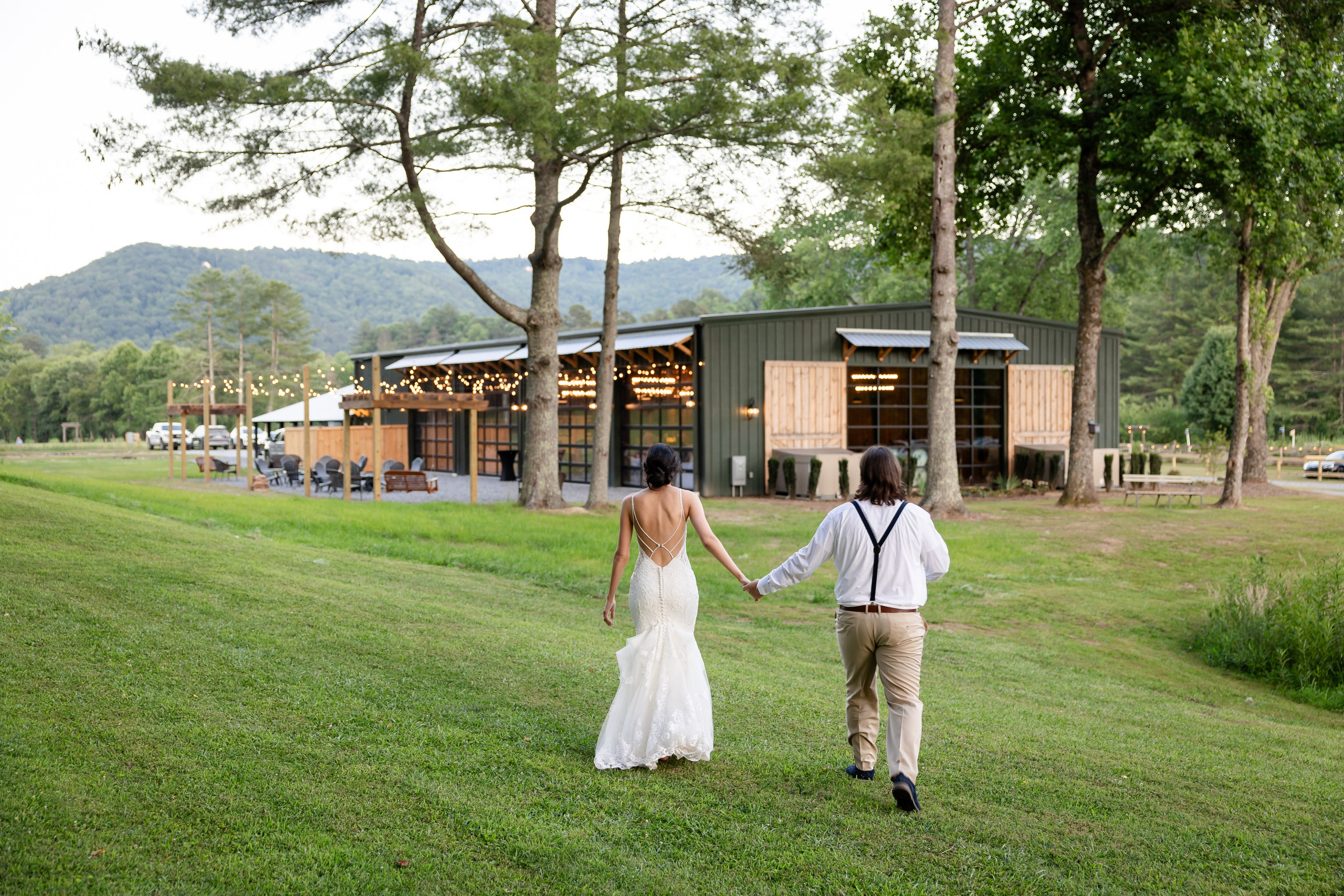 Jacob and Emma: A Wedding at Deerwoode Reserve, Brevard North Carolina. Wedding and portrait photography in Greenville SC