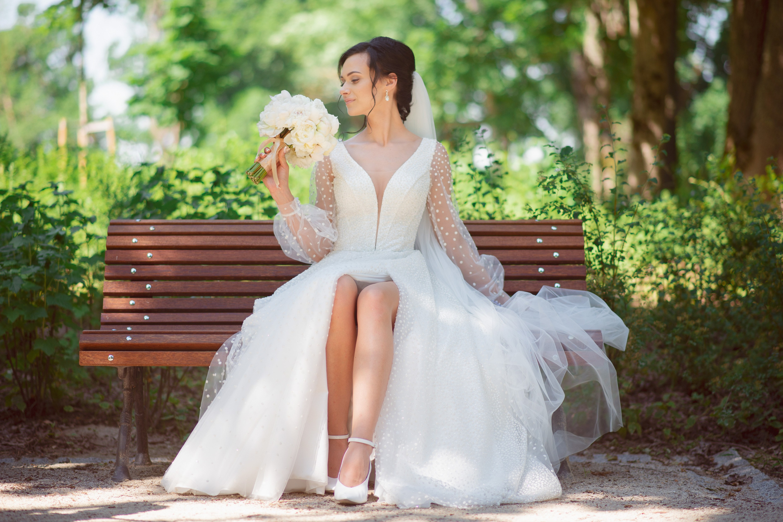 Vestuvių fotosesija, ceremonija, Vestuvių pasiruošimo fotografavimas. Vestuvių fotografas Vilnius Trakai kaina vestuvių fotografavimas fotografė personal.lt photogrpahy kainos jaunoji jaunikis nuotaka santuoka vestuvės, profesionali natūrali meninė reportažinė klasikinė fotosesija, vestuvių fotosesija gamtoje dvare