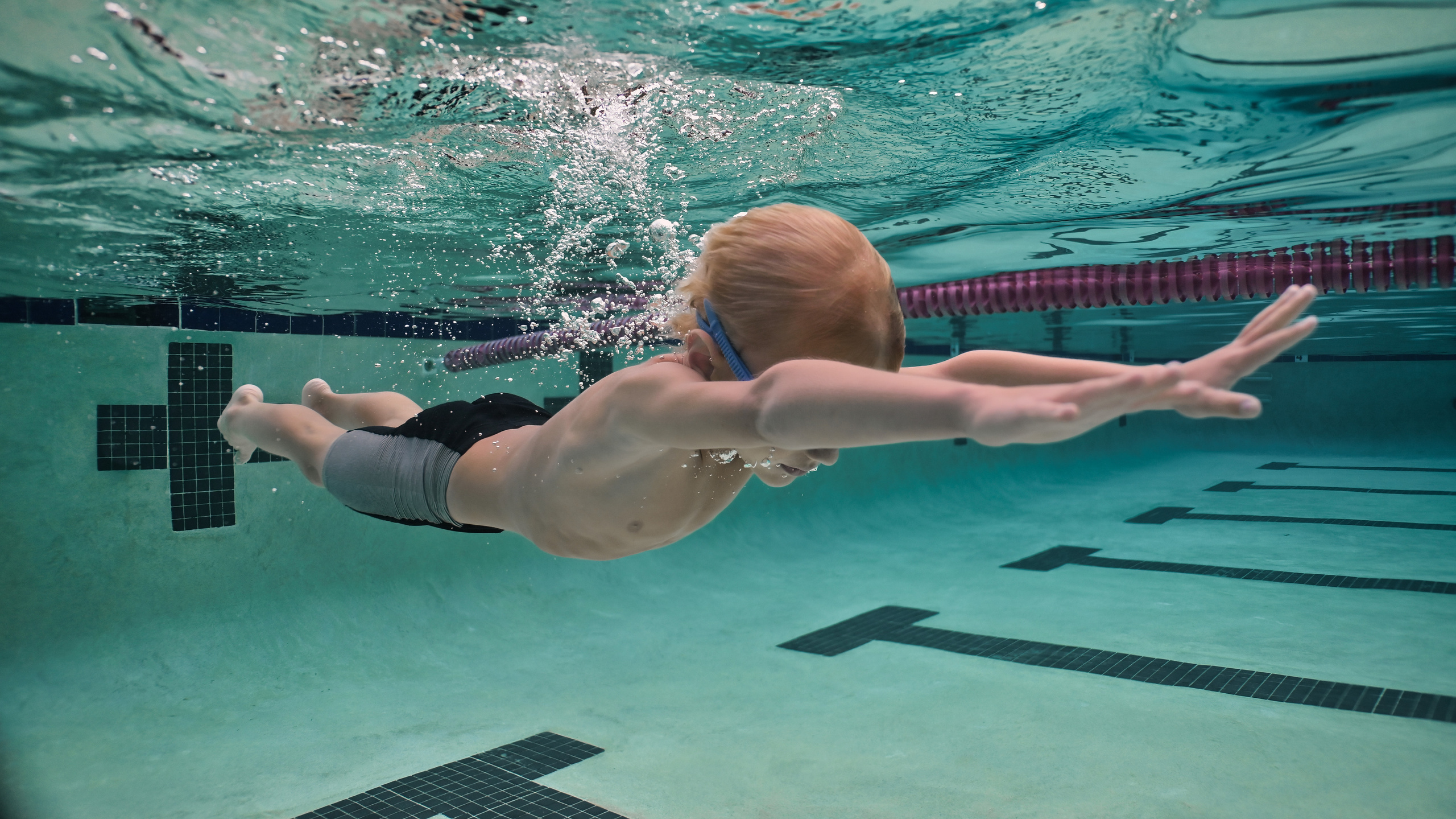 Roland’s underwater session. Family and Sports photographer in Cary Raleigh NC North Carolina