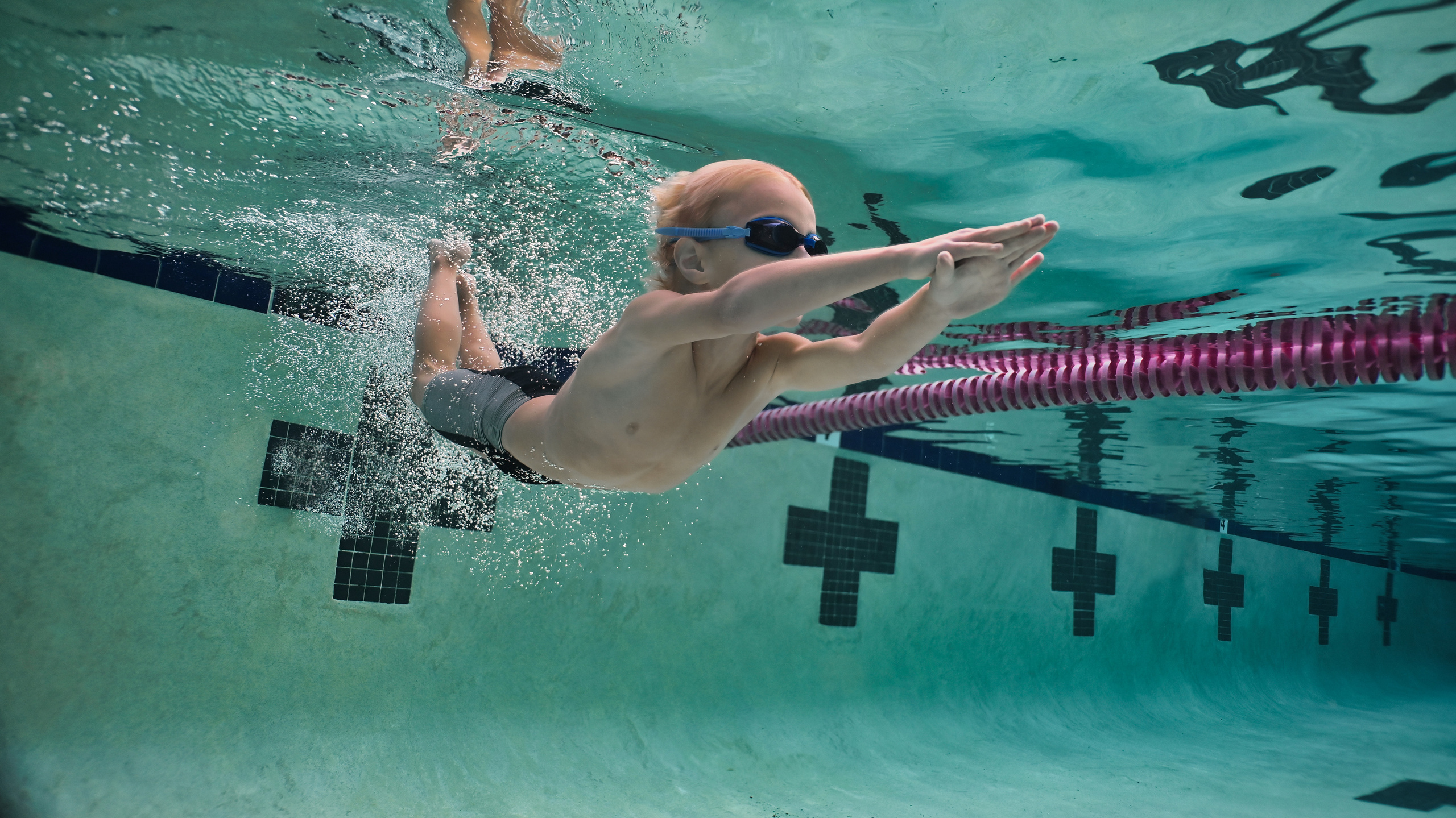 Roland’s underwater session. Family and Sports photographer in Cary Raleigh NC North Carolina