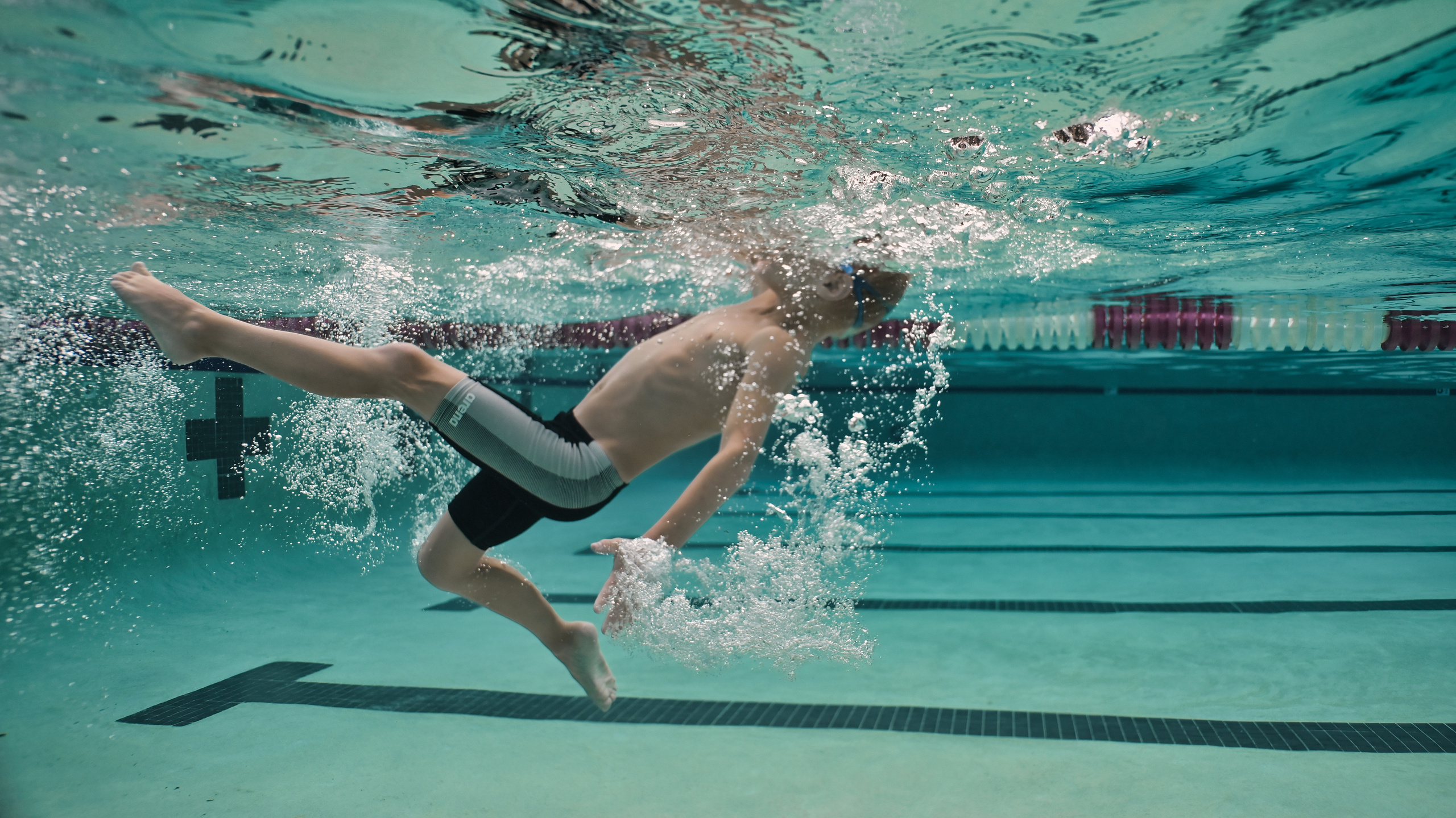 Roland’s underwater session. Family and Sports photographer in Cary Raleigh NC North Carolina