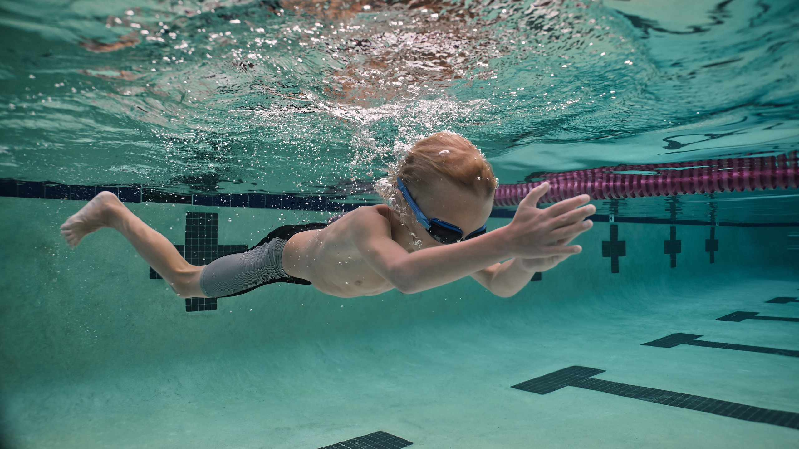 Roland’s underwater session. Family and Sports photographer in Cary Raleigh NC North Carolina