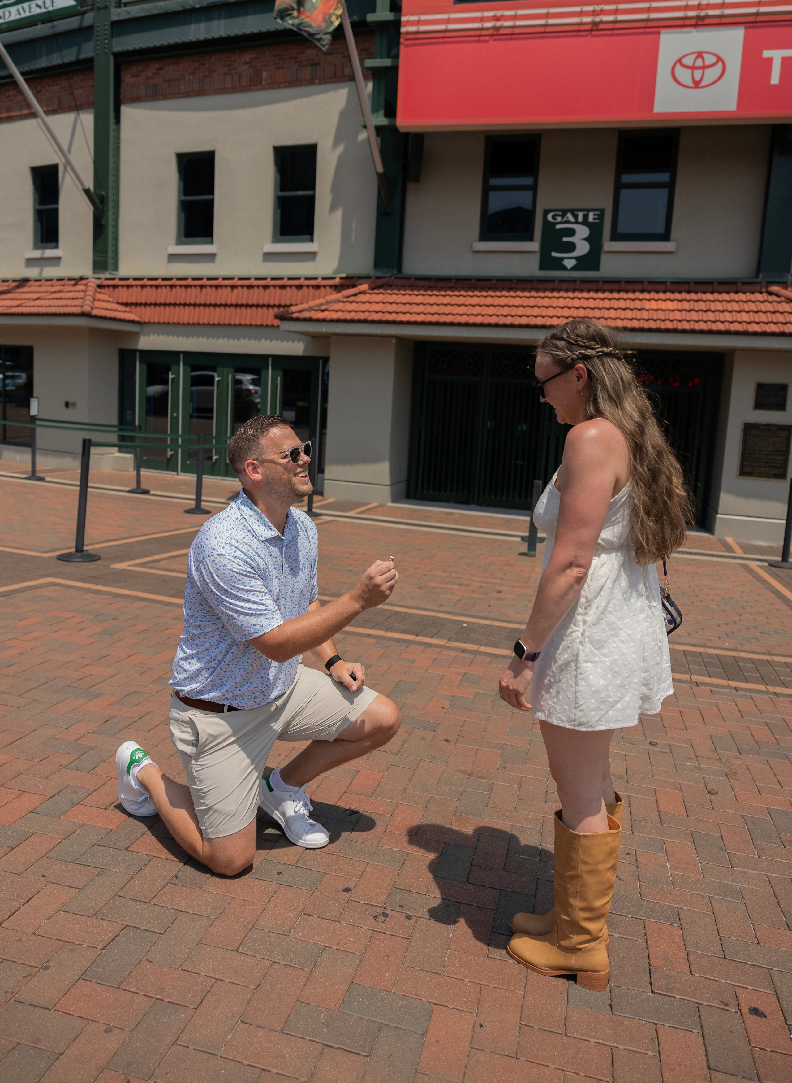 Connor & Christina. Emotional Couples, Proposal, Motherhood & Family Photography in Chicago — Such a Photo