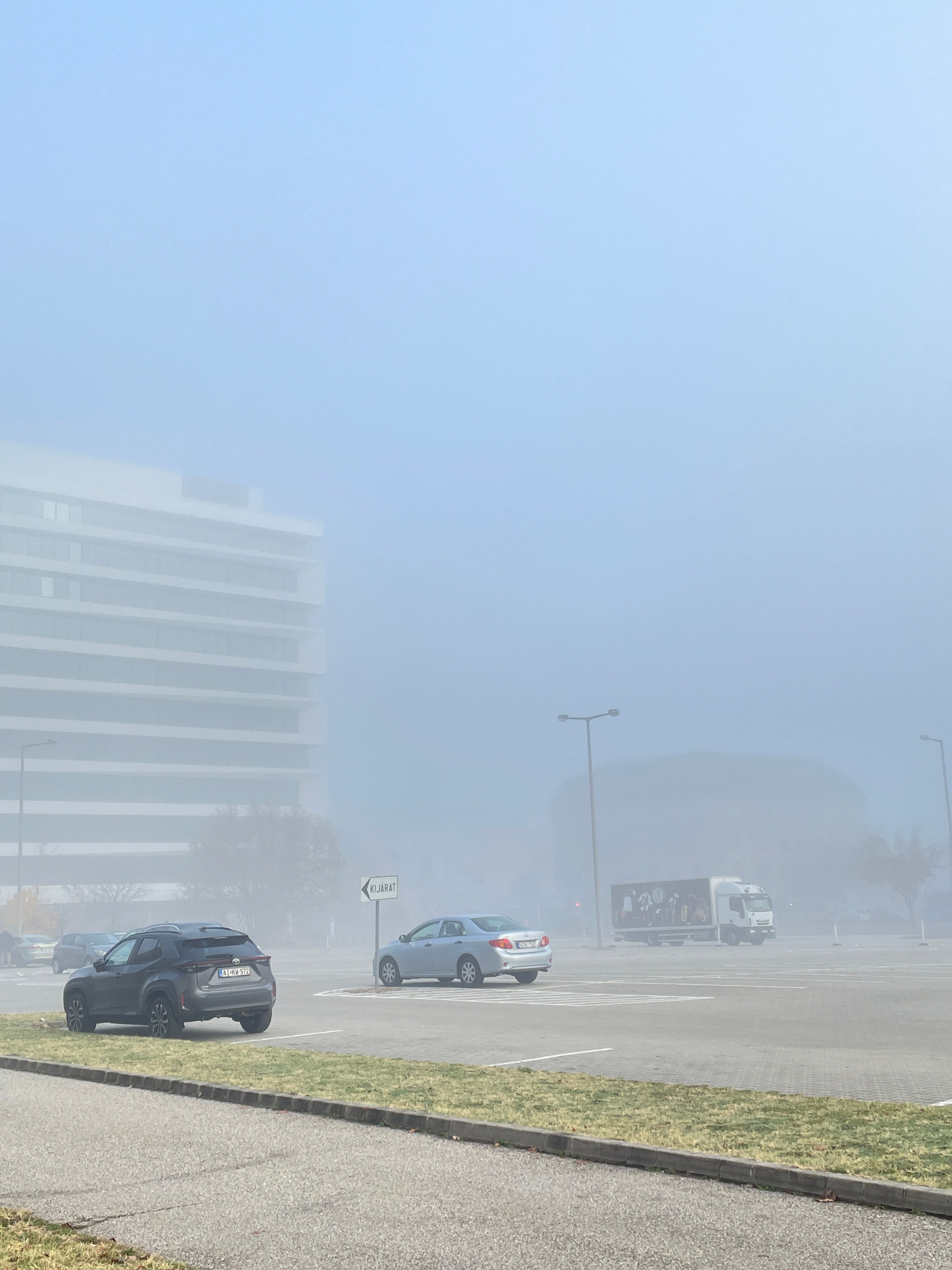 STRT JRNL by Knyazev Yura issue #3 december 2025. Photographer in Budapest — Yura Knyazev