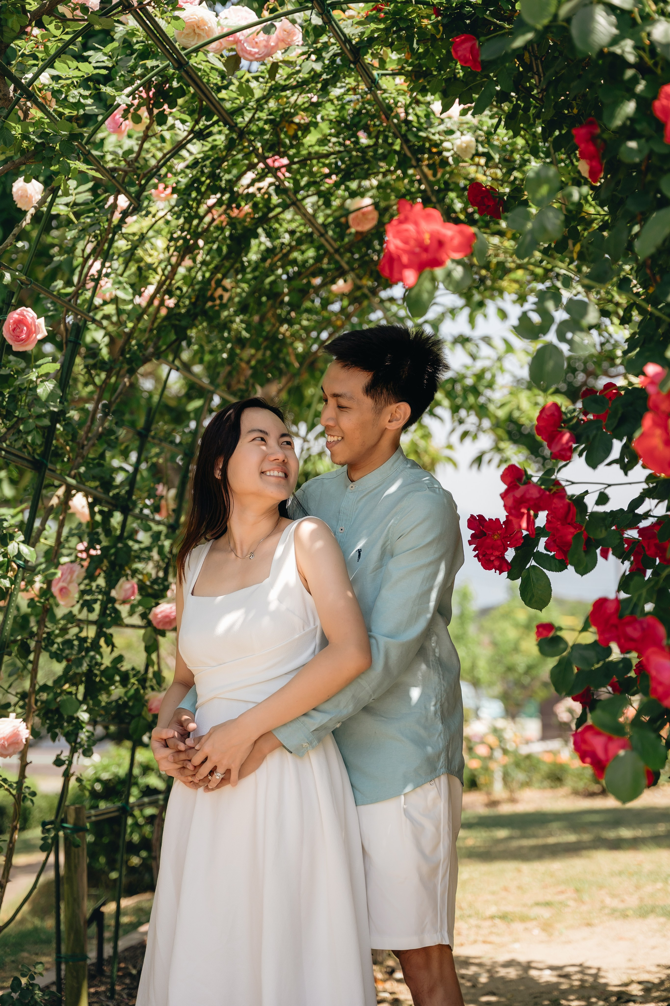 Fukuoka Couple Photoshoot: Roses, Totoro Forest & Sunset Love Story