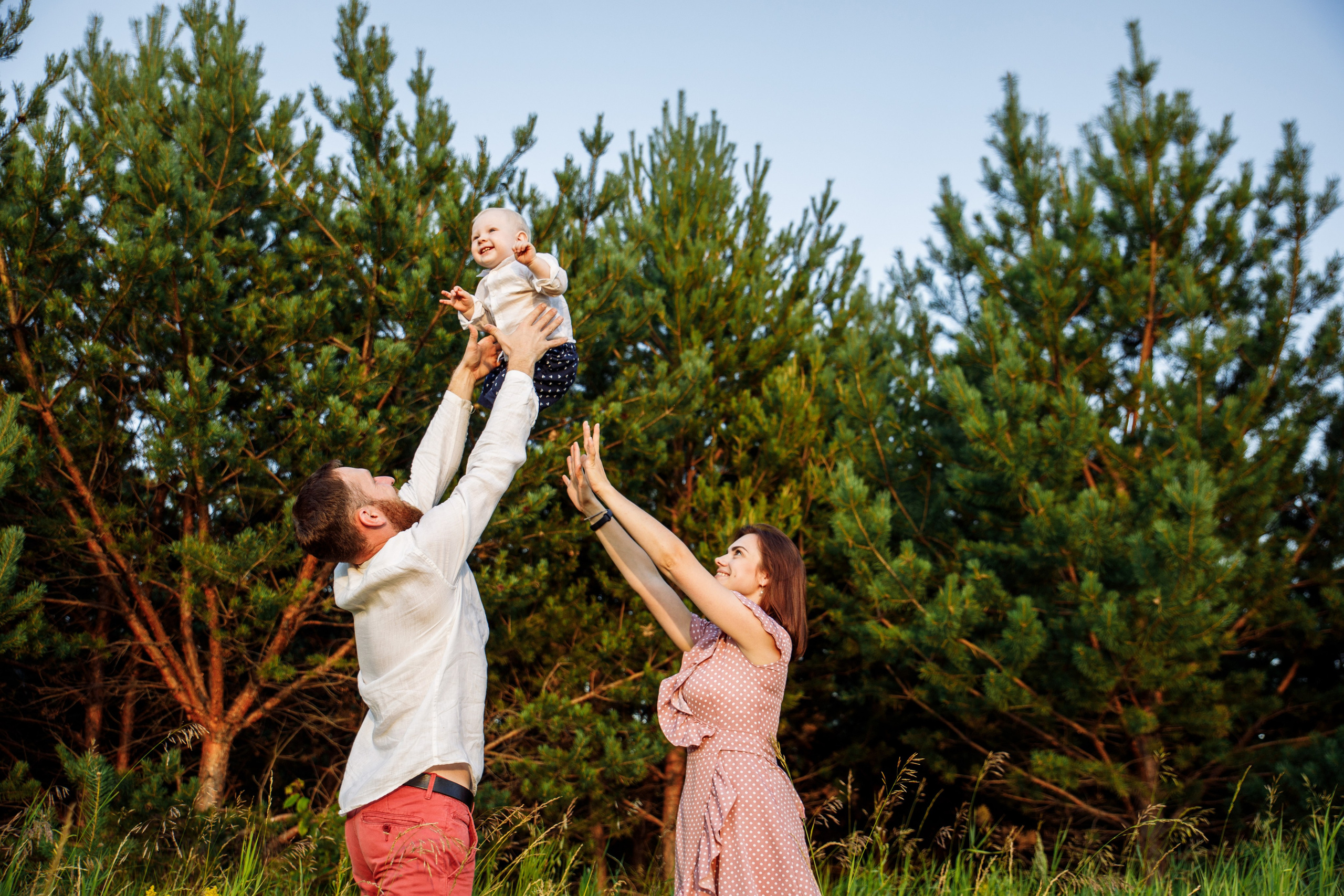 Outdoor First Birthday Photoshoot – Fun & Playful Moments. Alisa Tant — Family and newborn photographer Bucks County, Montgomery county, Philadelphia, NJ