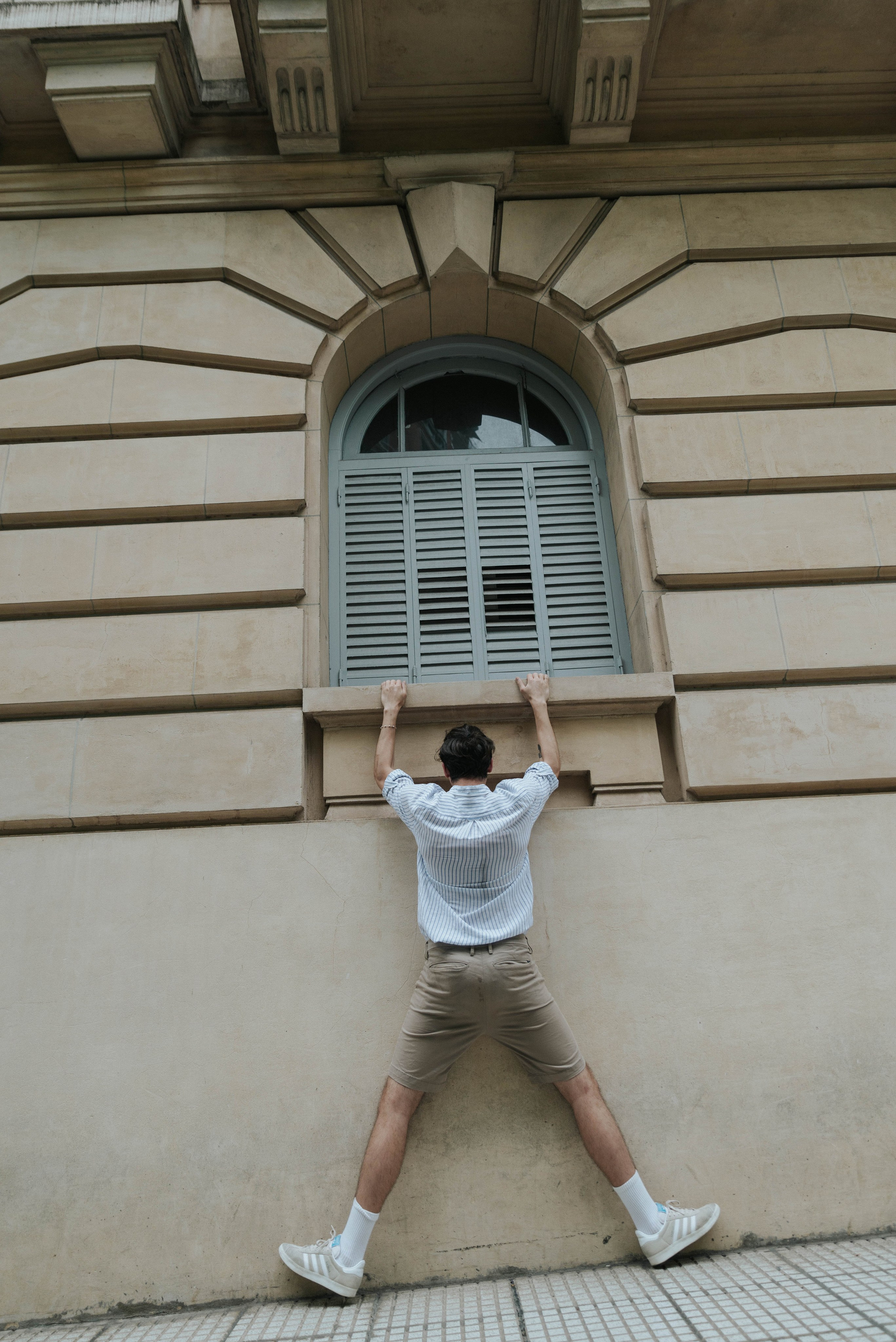 First time. Photographer @elmirkami in the city of Buenos Aires