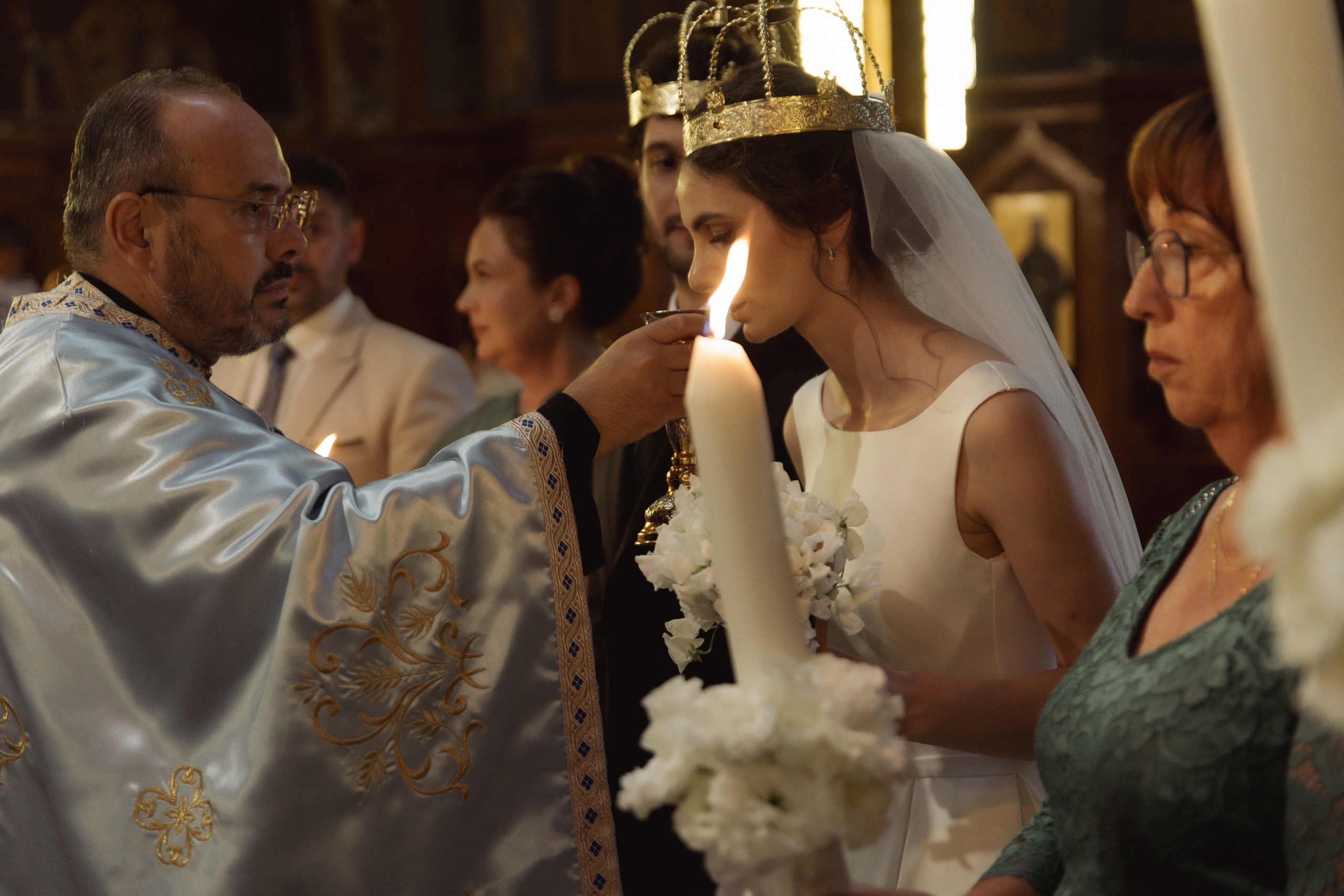 George & Alina | Wedding at Hotel Timisoara. Wedding photographer and videographer based in Timisoara, Romania