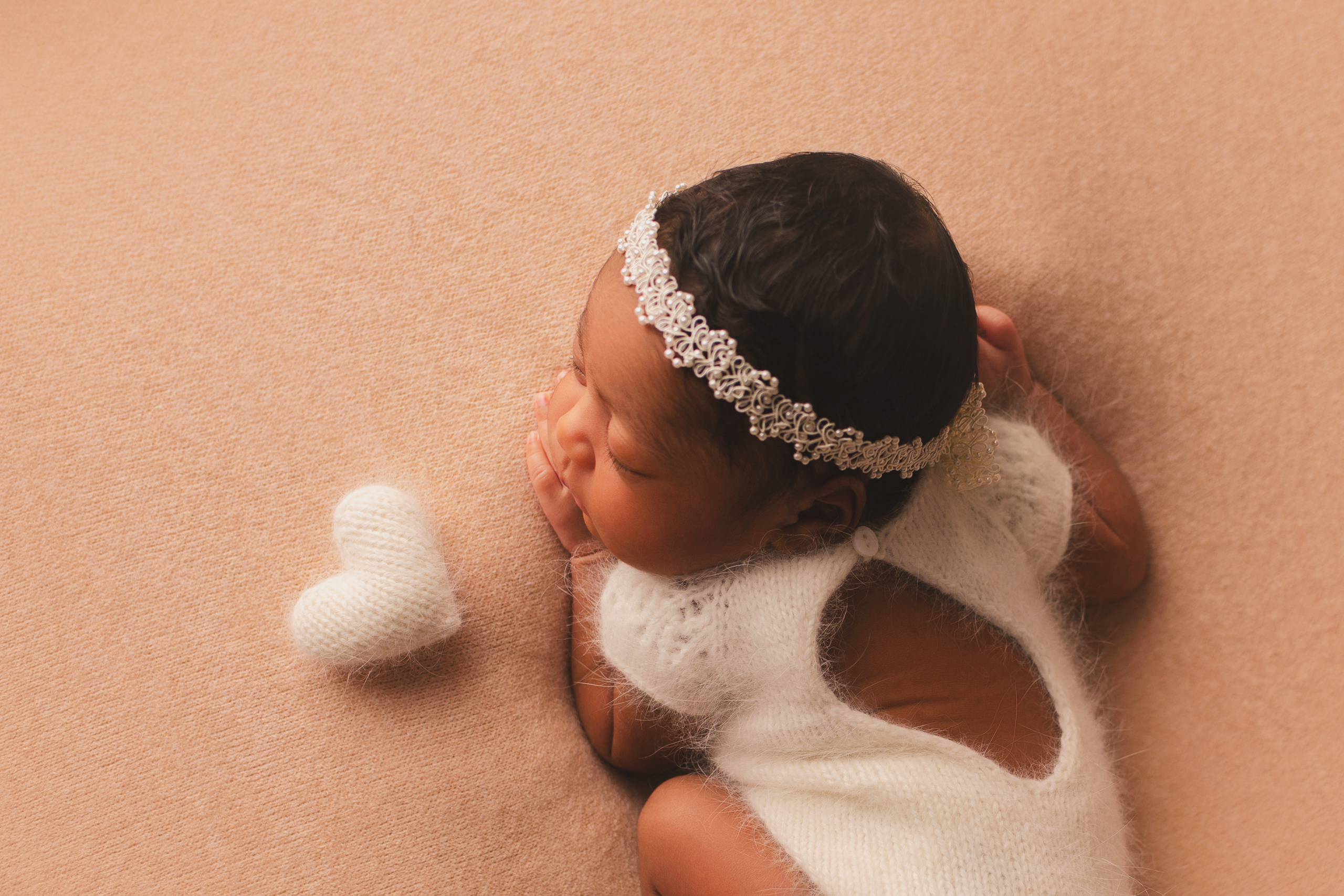 A Little Princess. Ottawa Newborn and Baby Newborn Photographer Elena Helali