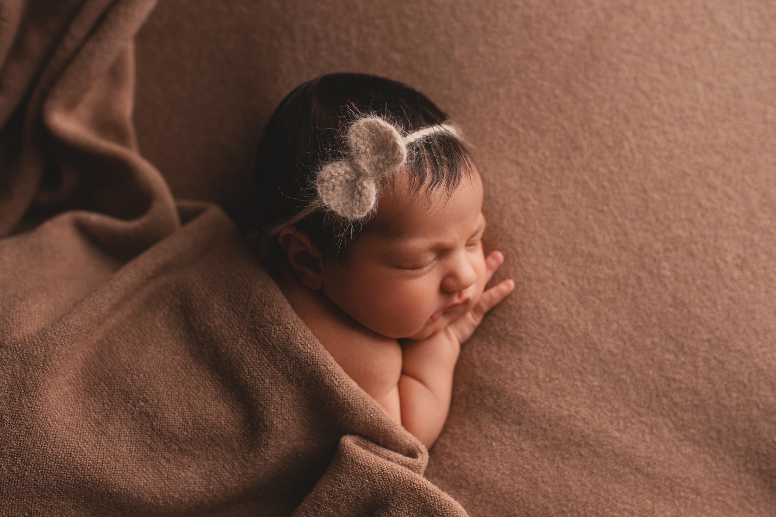 A Sweet Little Strabbery. Ottawa Newborn and Baby Newborn Photographer Elena Helali