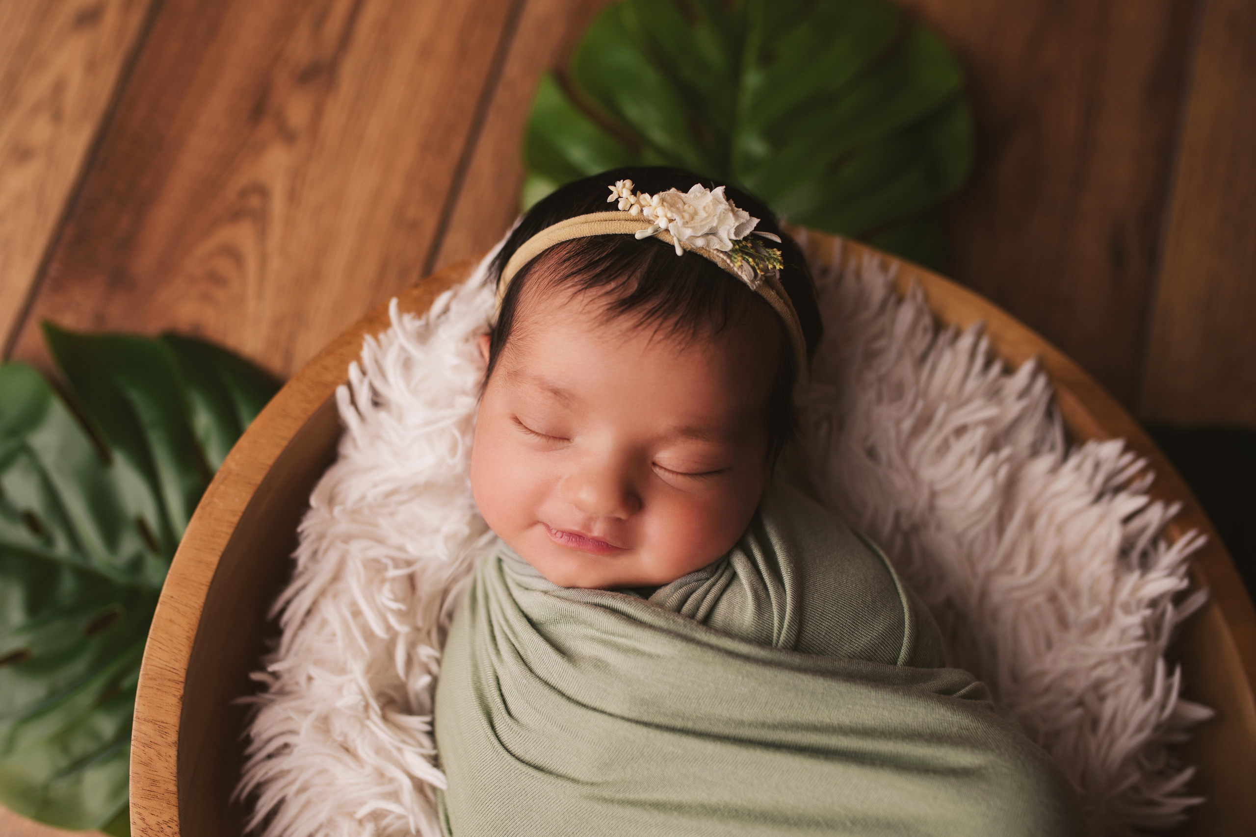 A Sweet Little Strabbery. Ottawa Newborn and Baby Newborn Photographer Elena Helali
