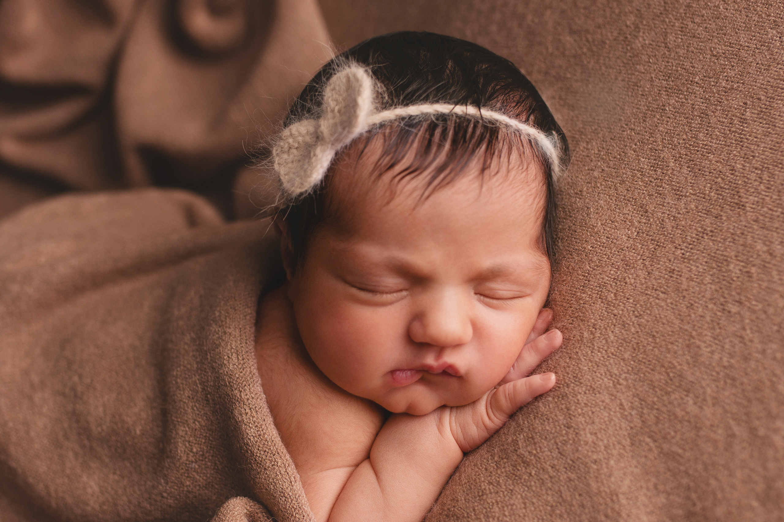 A Sweet Little Strabbery. Ottawa Newborn and Baby Newborn Photographer Elena Helali