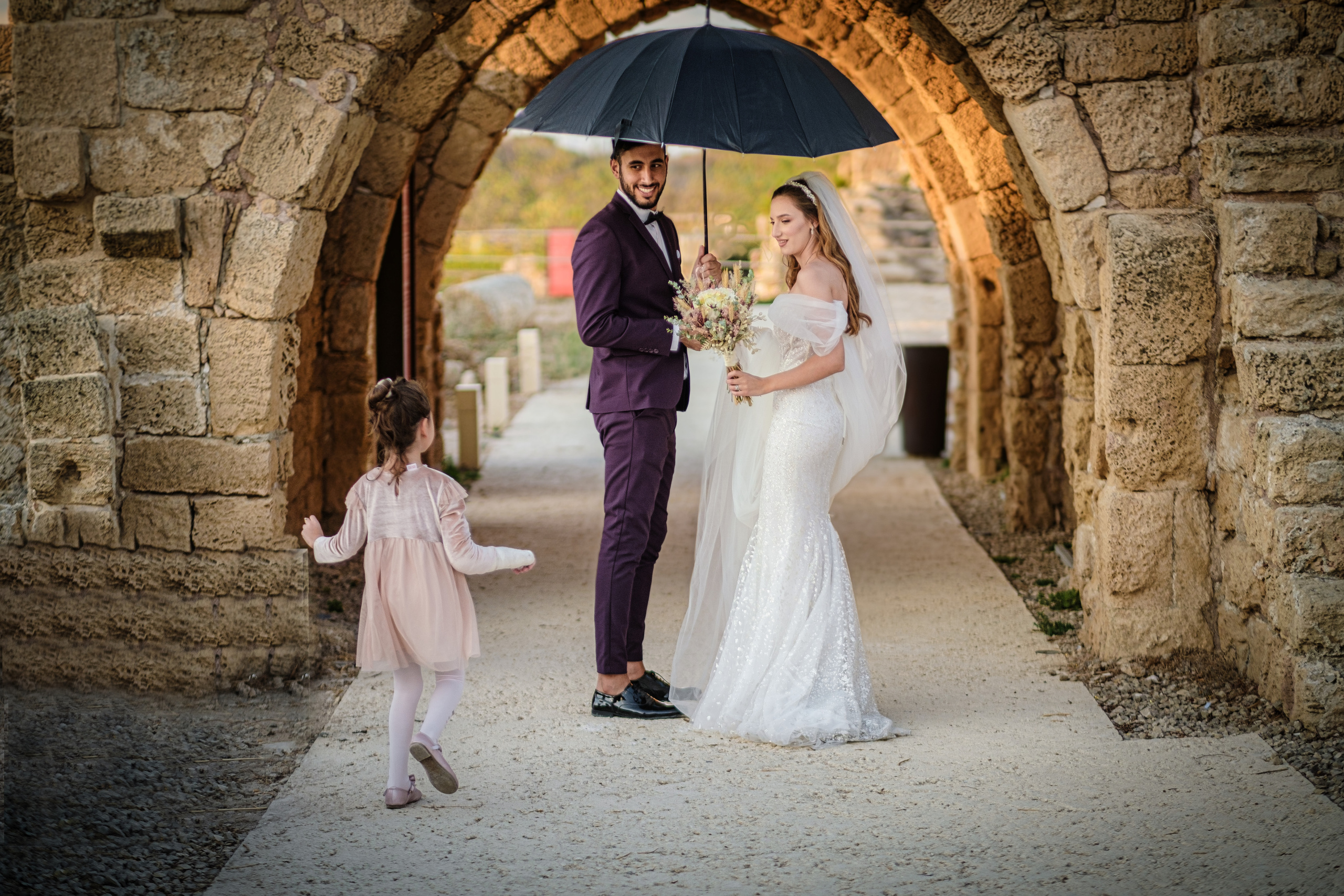 AMIR & DARA. JUST ABOUT LOVE. OCTOBER 2021. Middle East Photo Agency — Свадьбы, Бар и Бат-мицва, Брит, Театр, Магниты, Портреты