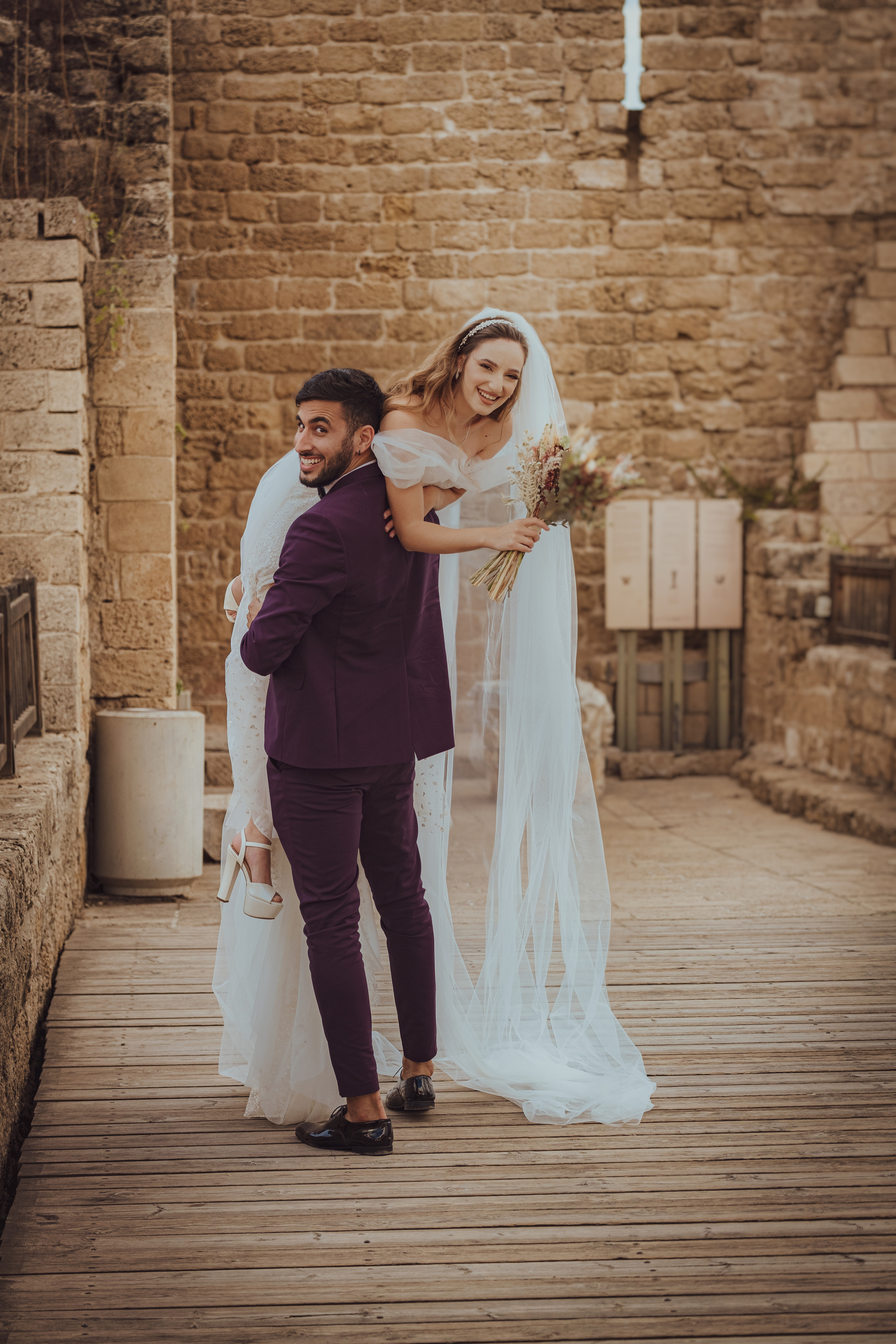 AMIR & DARA. JUST ABOUT LOVE. OCTOBER 2021. Middle East Photo Agency — Свадьбы, Бар и Бат-мицва, Брит, Театр, Магниты, Портреты