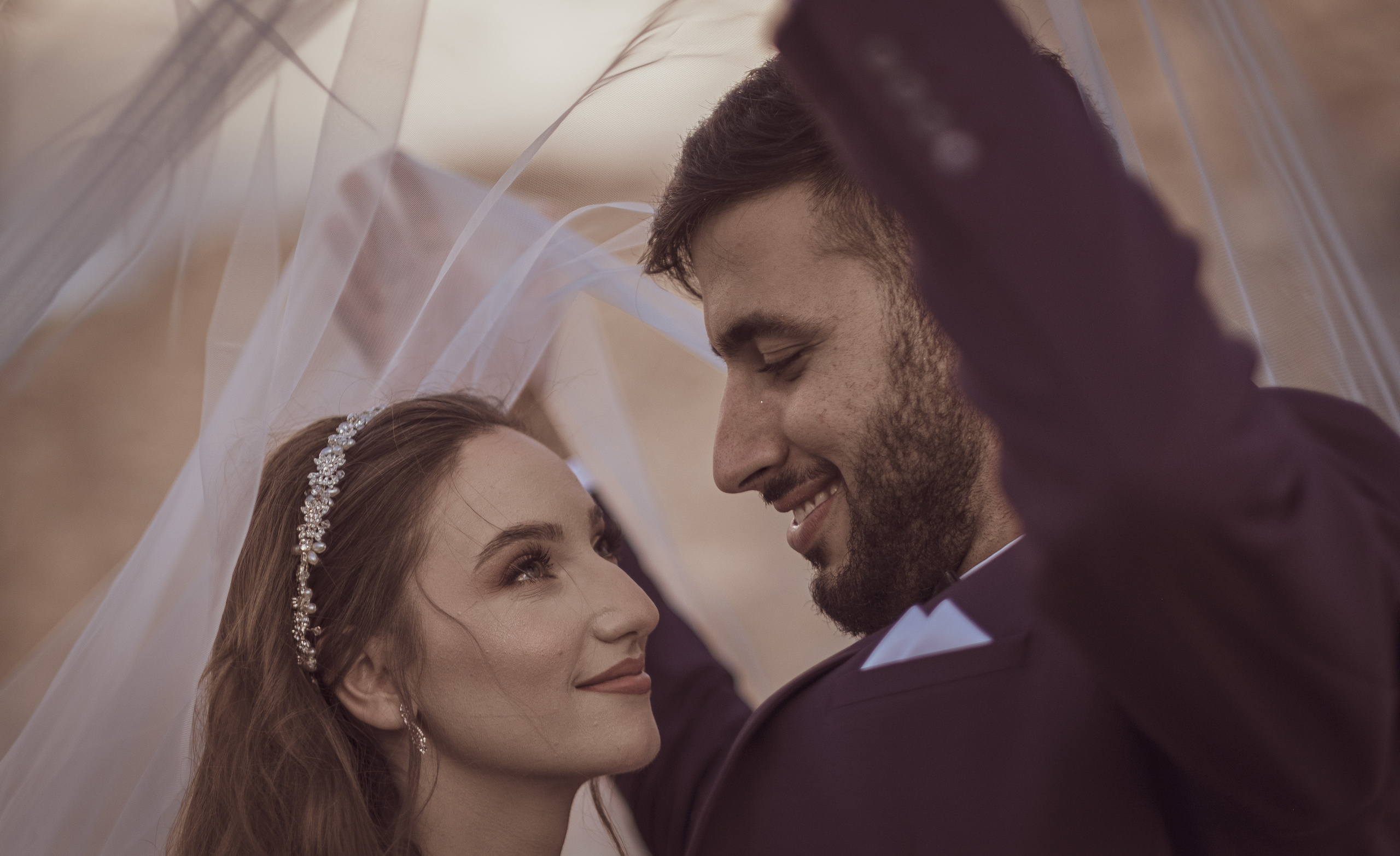 AMIR & DARA. JUST ABOUT LOVE. OCTOBER 2021. Middle East Photo Agency — Свадьбы, Бар и Бат-мицва, Брит, Театр, Магниты, Портреты