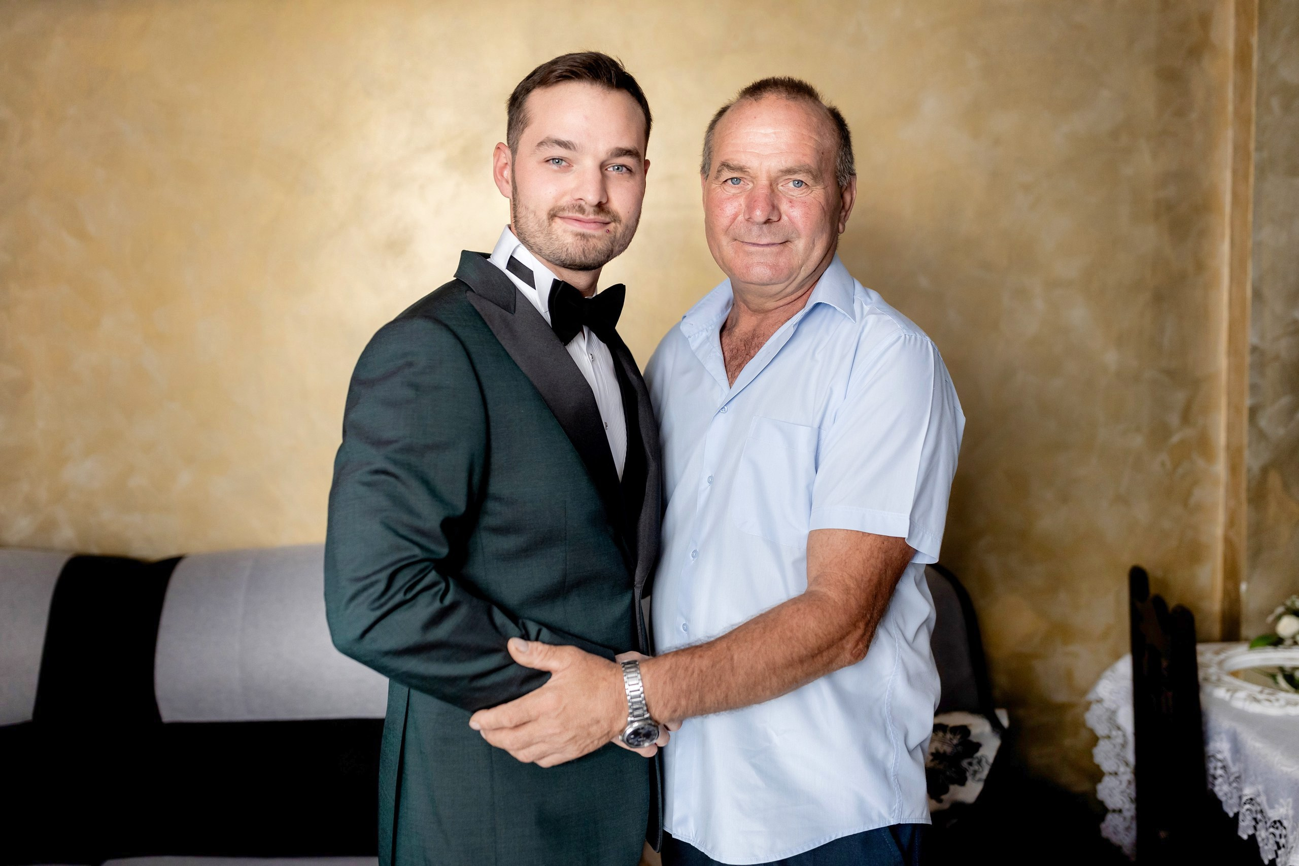 - nunta--fotograf-profesionist-botosani - fotografie-nunta-romantica - imagini-nunta-in-natura-alin-chirila-fotograf - fotografii-cuplu-indragostit-nunta-botosani - sedinta-foto-miri-andrei-iustina-alinofotostudio - amintiri-din-nunta-realizate-de-fotograf-profesionist - povestea-nuntii-andrei-si-iustina-in-imagini-alinofotostudio-fotograf evenimente- evenimente Botoșani -fotograf Suceava - fotograf Iași- servicii foto. servicii foto Botoșani. servicii foto video Botoșani. fotograf nunta. fotograf evenimente. fotograf nunta Botoșani. Alin chirila. Alin chirila fotograf. Alinofotostudio.- servicii foto. servicii foto Botoșani. servicii foto video Botoșani. fotograf nunta. fotograf evenimente. fotograf nunta Botoșani. Alin chirila. Alin chirila fotograf. Alinofotostudio.fotograf stare civilă,poze stare civilă,album foto stare civilă,servicii foto suceava,fotograf evenimente suceava,fotograf nuntă suceava,poze cununie civilă,ședință foto stare civilă,sesiune foto suceava,fotograf profesionist suceava,fotograf botosani,stare civila botosani,alinofotostudio,alin chirila fotograf.servicii foto. servicii foto Botoșani. servicii foto video Botoșani. fotograf nunta. fotograf evenimente. fotograf nunta Botoșani. Alin chirila. Alin chirila fotograf. Alinofotostudio.fotograf stare civilă,poze stare civilă,album foto stare civilă,servicii foto suceava,fotograf evenimente suceava,fotograf nuntă suceava,poze cununie civilă,ședință foto stare civilă,sesiune foto suceava,fotograf profesionist suceava,fotograf botosani,stare civila povestitor prin fotografiebotosani,alinofotostudio,alin chirila fotograf,servicii foto. servicii foto Botoșani. servicii foto video Botoșani. fotograf nunta. fotograf evenimente. fotograf nunta Botoșani. Alin chirila. Alin chirila fotograf. Alinofotostudio.fotograf stare civilă,poze stare civilă,album foto stare civilă,servicii foto suceava,fotograf evenimente suceava,fotograf nuntă suceava,poze cununie civilă,ședință foto stare civilă,sesiune foto suceava,fotograf profesionist suceava,fotograf botosani,stare civila botosani,alinofotostudio,alin chirila fotograf,cununie religioasă botoșani,andreea și neculai,capela militară botoșani,foto conacul zăicești,fotograf nuntă botoșani,fotograf cununie religioasă,foto evenimente botoșani,poze cununie capela militară,ședință foto zăicești,fotograf profesionist botoșaniMire și mireasă – Sergiu & Liliana – ziua nunții, 2024 - Emoții în ziua nunții – Sergiu și Liliana - Dansul mirilor – fotografie artistică nuntă 2024 - Sedinta foto romantică în natură – Sergiu & Liliana - Rochia de mireasă și detalii de nuntă elegan-Album de cununie civilă Florin și Anda – Fotografii profesionale realizate de Alin Chirilă în Botoșani -fotograf prin fotografie-Ședință foto Trash the Dress pe muntele Rarău cu Iulian și Iuliana – fotografie de cuplu, natură montană, emoție autentică surprinsă de Alin Chirilă, povestitor prin fotografie.- "Iulian și Iuliana pe crestele Rarăului – fotografie Trash the Dress în natură" - "Cuplu îmbrățișat la apus pe muntele Rarău – ședință foto după nuntă" - "Rochie de mireasă în vânt pe munte – Trash the Dress Rarău-1. Iulian și Iuliana pe muntele Rarău – ședință foto Trash the Dress în natură, cu peisaj montan spectaculos 2. Cuplu în îmbrățișare pe Rarău – emoție autentică surprinsă după nuntă 3. Rochie de mireasă în bătaia vântului – fotografie artistică Trash the Dress în munți 4. Mire și mireasă privind spre orizont – dragoste și libertate pe muntele Rarău 5. Iuliana zâmbind în rochia de mireasă – portret în natură, Trash the Dress 6. Iulian ținându-și mireasa de mână – ședință foto romantică pe munte 7. Detaliu cu rochia pe stâncă – estetică naturală Trash the Dress Rarău 8. Cuplu în mers pe poteca Rarăului – fotografie simbolică de după nuntă 9. Apus de soare pe Rarău în spatele mirilor – imagine de poveste Trash the Dress 10. Iulian și Iuliana râzând împreună – momente autentice surprinse de Alin Chirilă, povestitor prin fotografie