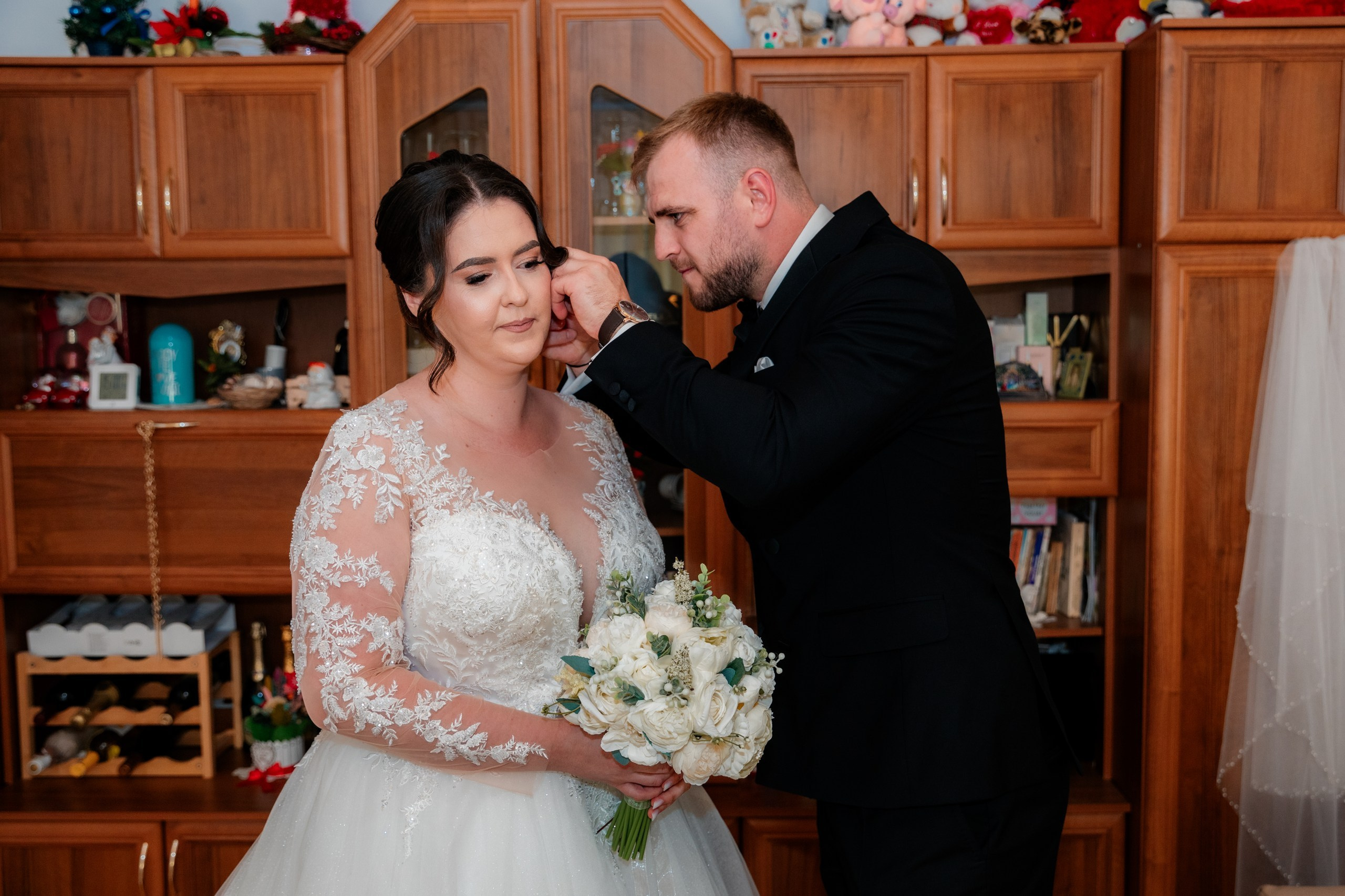 servicii foto. servicii foto Botoșani. servicii foto video Botoșani. fotograf nunta. fotograf evenimente. fotograf nunta Botoșani. Alin chirila. Alin chirila fotograf. Alinofotostudio.- Mire și mireasă – Sergiu & Liliana – ziua nunții, 2024 - Emoții în ziua nunții – Sergiu și Liliana - Dansul mirilor – fotografie artistică nuntă 2024 - Sedinta foto romantică în natură – Sergiu & Liliana - Rochia de mireasă și detalii de nuntă elegante