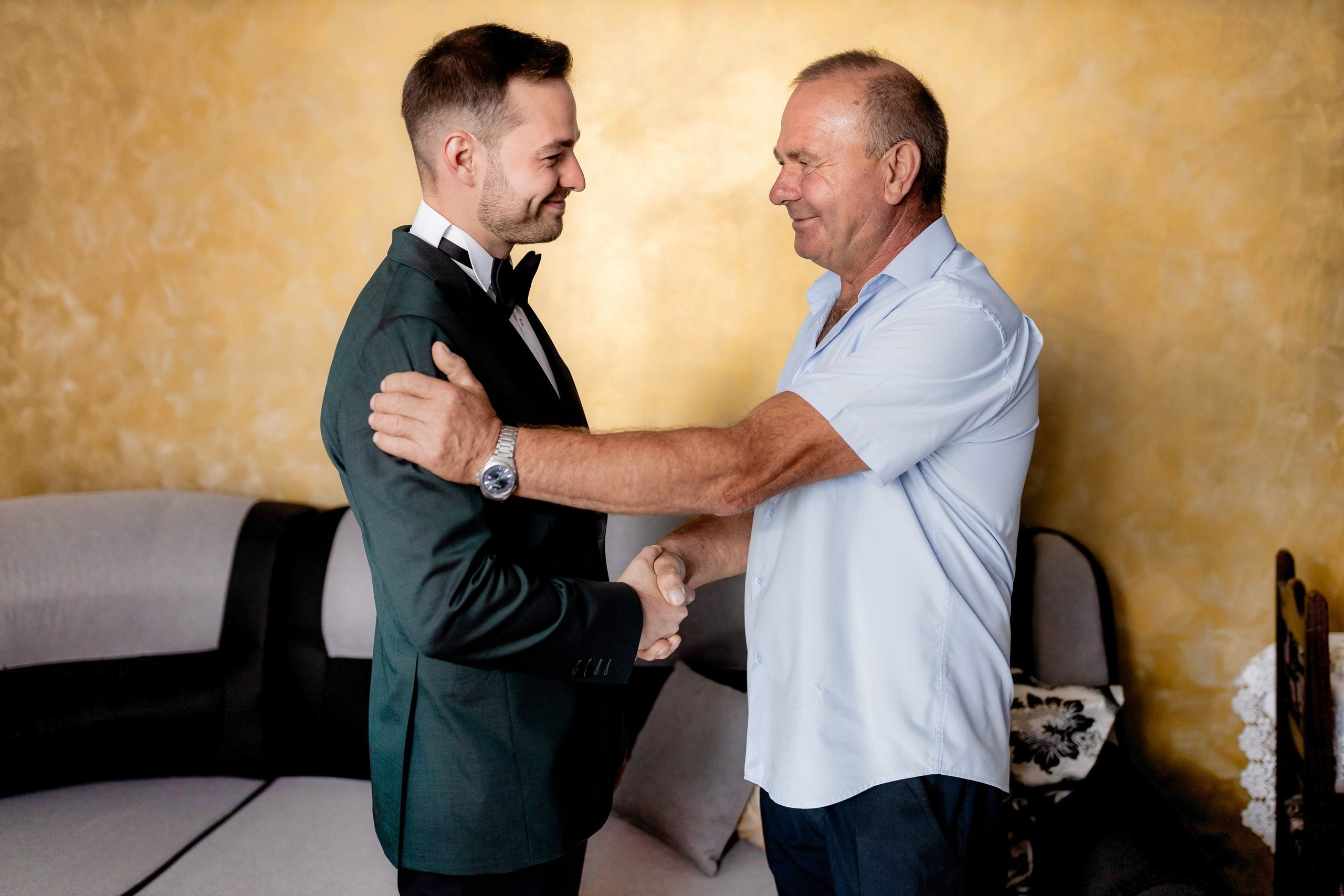 - nunta--fotograf-profesionist-botosani - fotografie-nunta-romantica - imagini-nunta-in-natura-alin-chirila-fotograf - fotografii-cuplu-indragostit-nunta-botosani - sedinta-foto-miri-andrei-iustina-alinofotostudio - amintiri-din-nunta-realizate-de-fotograf-profesionist - povestea-nuntii-andrei-si-iustina-in-imagini-alinofotostudio-fotograf evenimente- evenimente Botoșani -fotograf Suceava - fotograf Iași- servicii foto. servicii foto Botoșani. servicii foto video Botoșani. fotograf nunta. fotograf evenimente. fotograf nunta Botoșani. Alin chirila. Alin chirila fotograf. Alinofotostudio.- servicii foto. servicii foto Botoșani. servicii foto video Botoșani. fotograf nunta. fotograf evenimente. fotograf nunta Botoșani. Alin chirila. Alin chirila fotograf. Alinofotostudio.fotograf stare civilă,poze stare civilă,album foto stare civilă,servicii foto suceava,fotograf evenimente suceava,fotograf nuntă suceava,poze cununie civilă,ședință foto stare civilă,sesiune foto suceava,fotograf profesionist suceava,fotograf botosani,stare civila botosani,alinofotostudio,alin chirila fotograf.servicii foto. servicii foto Botoșani. servicii foto video Botoșani. fotograf nunta. fotograf evenimente. fotograf nunta Botoșani. Alin chirila. Alin chirila fotograf. Alinofotostudio.fotograf stare civilă,poze stare civilă,album foto stare civilă,servicii foto suceava,fotograf evenimente suceava,fotograf nuntă suceava,poze cununie civilă,ședință foto stare civilă,sesiune foto suceava,fotograf profesionist suceava,fotograf botosani,stare civila povestitor prin fotografiebotosani,alinofotostudio,alin chirila fotograf,servicii foto. servicii foto Botoșani. servicii foto video Botoșani. fotograf nunta. fotograf evenimente. fotograf nunta Botoșani. Alin chirila. Alin chirila fotograf. Alinofotostudio.fotograf stare civilă,poze stare civilă,album foto stare civilă,servicii foto suceava,fotograf evenimente suceava,fotograf nuntă suceava,poze cununie civilă,ședință foto stare civilă,sesiune foto suceava,fotograf profesionist suceava,fotograf botosani,stare civila botosani,alinofotostudio,alin chirila fotograf,cununie religioasă botoșani,andreea și neculai,capela militară botoșani,foto conacul zăicești,fotograf nuntă botoșani,fotograf cununie religioasă,foto evenimente botoșani,poze cununie capela militară,ședință foto zăicești,fotograf profesionist botoșaniMire și mireasă – Sergiu & Liliana – ziua nunții, 2024 - Emoții în ziua nunții – Sergiu și Liliana - Dansul mirilor – fotografie artistică nuntă 2024 - Sedinta foto romantică în natură – Sergiu & Liliana - Rochia de mireasă și detalii de nuntă elegan-Album de cununie civilă Florin și Anda – Fotografii profesionale realizate de Alin Chirilă în Botoșani -fotograf prin fotografie-Ședință foto Trash the Dress pe muntele Rarău cu Iulian și Iuliana – fotografie de cuplu, natură montană, emoție autentică surprinsă de Alin Chirilă, povestitor prin fotografie.- "Iulian și Iuliana pe crestele Rarăului – fotografie Trash the Dress în natură" - "Cuplu îmbrățișat la apus pe muntele Rarău – ședință foto după nuntă" - "Rochie de mireasă în vânt pe munte – Trash the Dress Rarău-1. Iulian și Iuliana pe muntele Rarău – ședință foto Trash the Dress în natură, cu peisaj montan spectaculos 2. Cuplu în îmbrățișare pe Rarău – emoție autentică surprinsă după nuntă 3. Rochie de mireasă în bătaia vântului – fotografie artistică Trash the Dress în munți 4. Mire și mireasă privind spre orizont – dragoste și libertate pe muntele Rarău 5. Iuliana zâmbind în rochia de mireasă – portret în natură, Trash the Dress 6. Iulian ținându-și mireasa de mână – ședință foto romantică pe munte 7. Detaliu cu rochia pe stâncă – estetică naturală Trash the Dress Rarău 8. Cuplu în mers pe poteca Rarăului – fotografie simbolică de după nuntă 9. Apus de soare pe Rarău în spatele mirilor – imagine de poveste Trash the Dress 10. Iulian și Iuliana râzând împreună – momente autentice surprinse de Alin Chirilă, povestitor prin fotografie