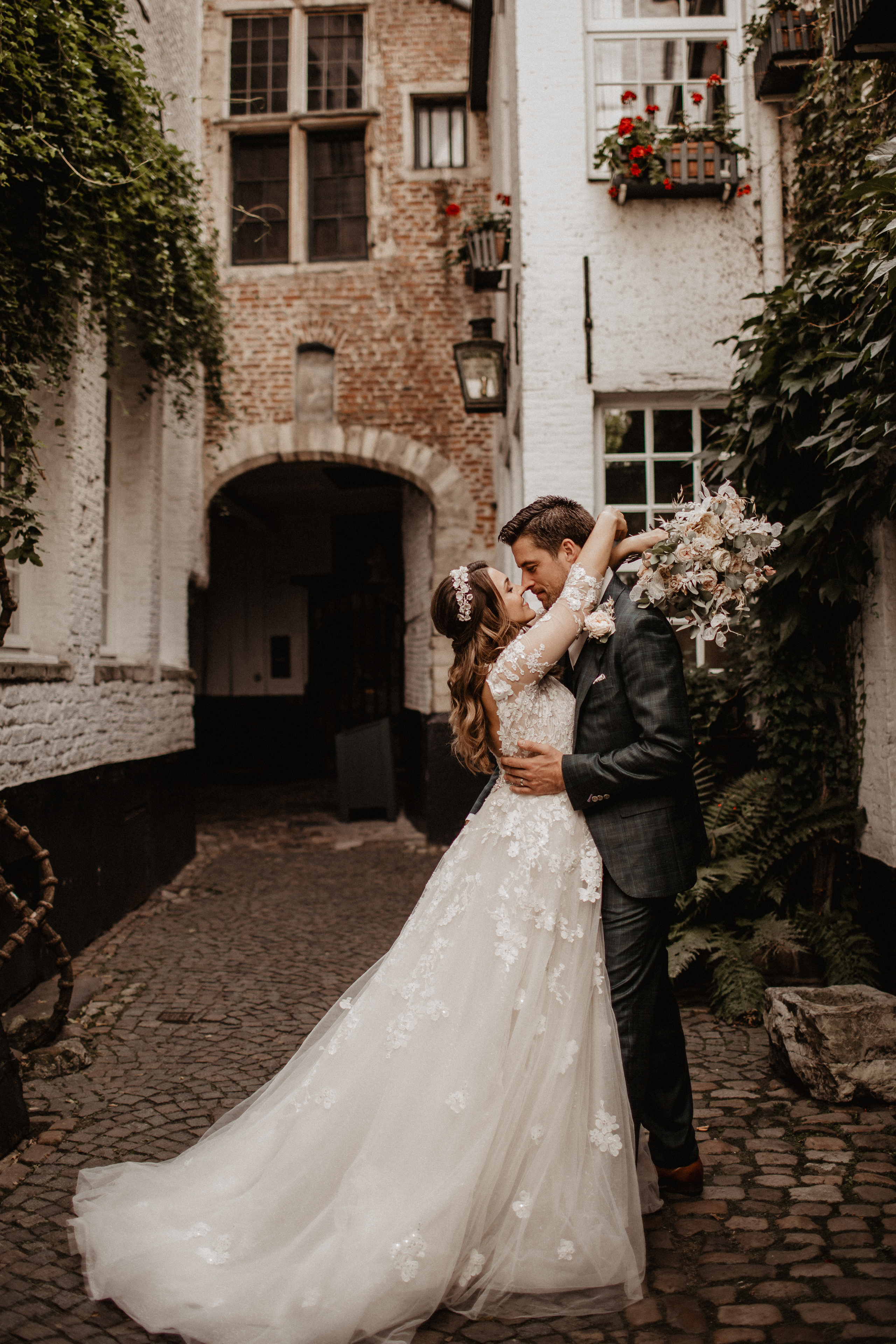 Samantha + Joris | “But we know better”. Iceland elopement photographer & videographer