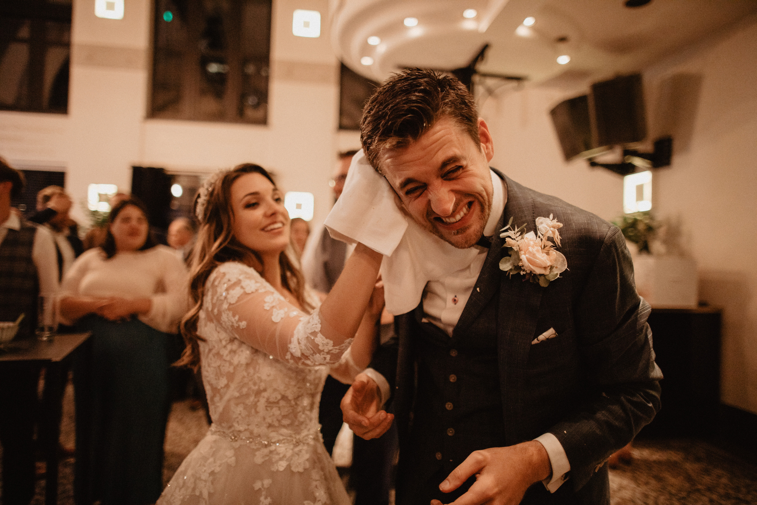 Samantha + Joris | “But we know better”. Iceland elopement photographer & videographer