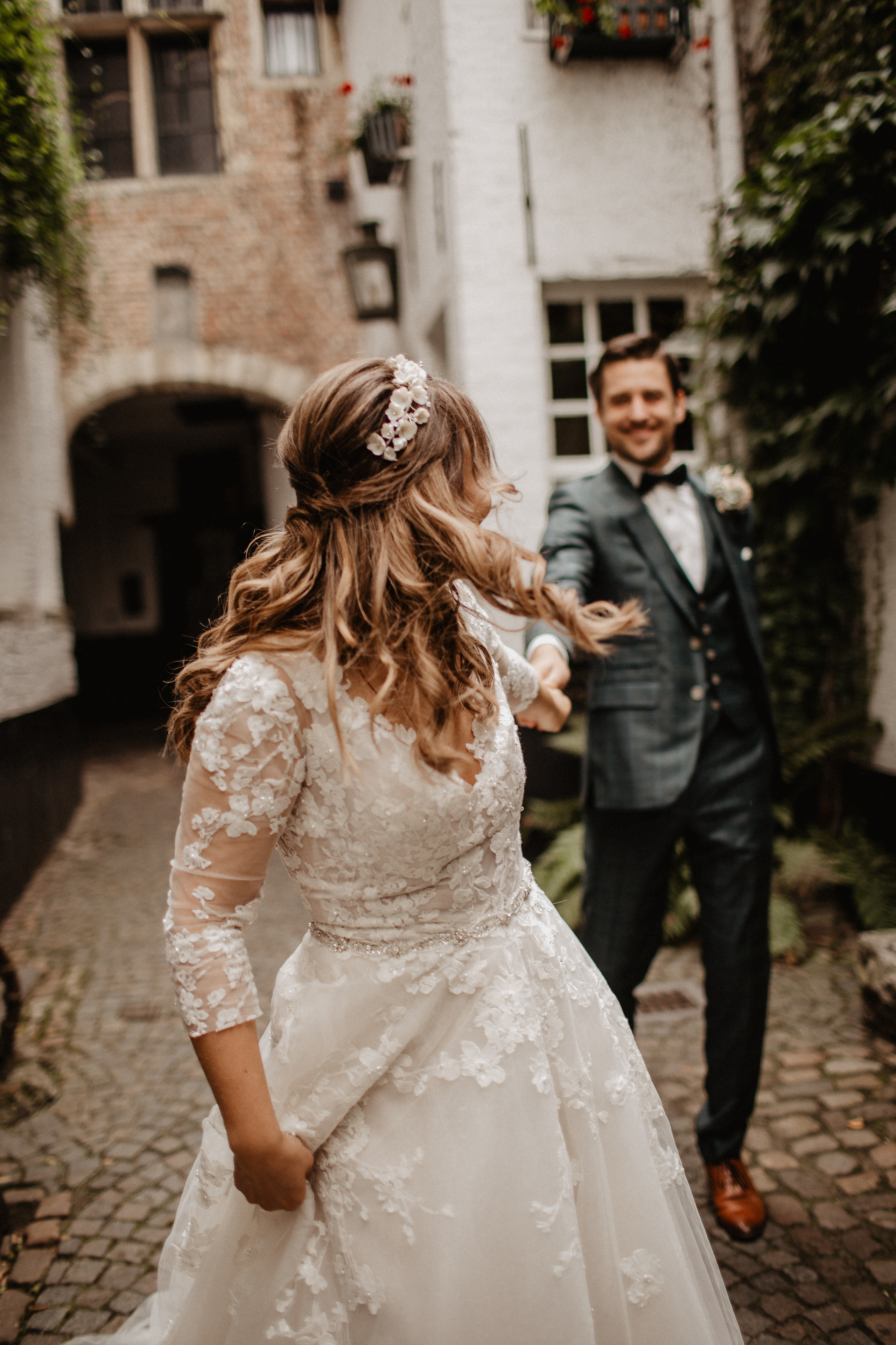 Samantha + Joris | “But we know better”. Iceland elopement photographer & videographer