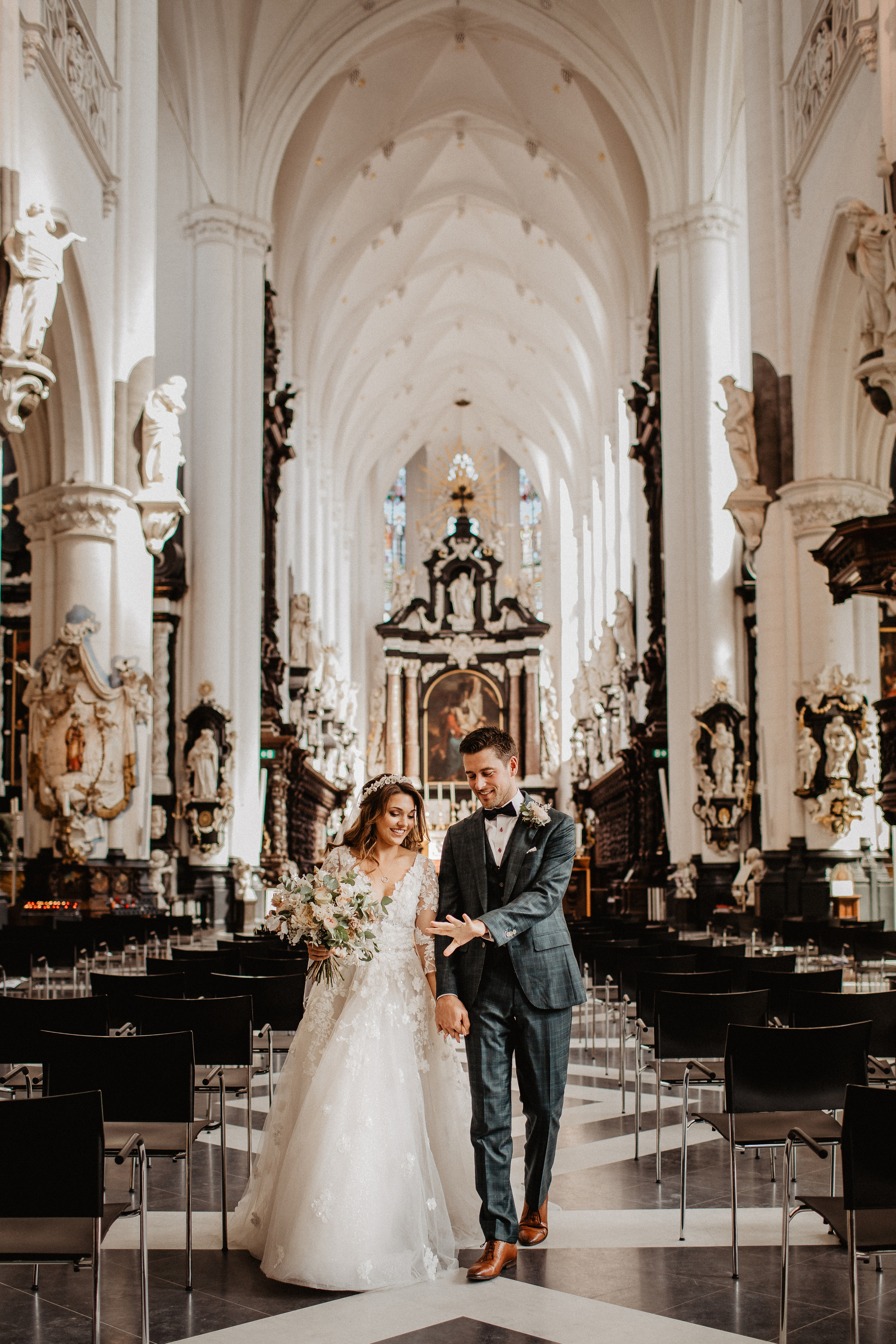 Samantha + Joris | “But we know better”. Iceland elopement photographer & videographer