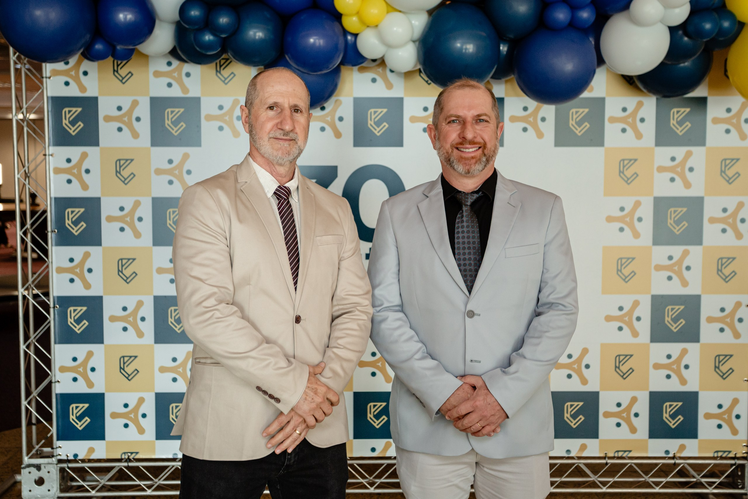 Fotografia de evento Corporativo de 30 Anos da Systemar em Balneário Camboriú — Santa Catarina