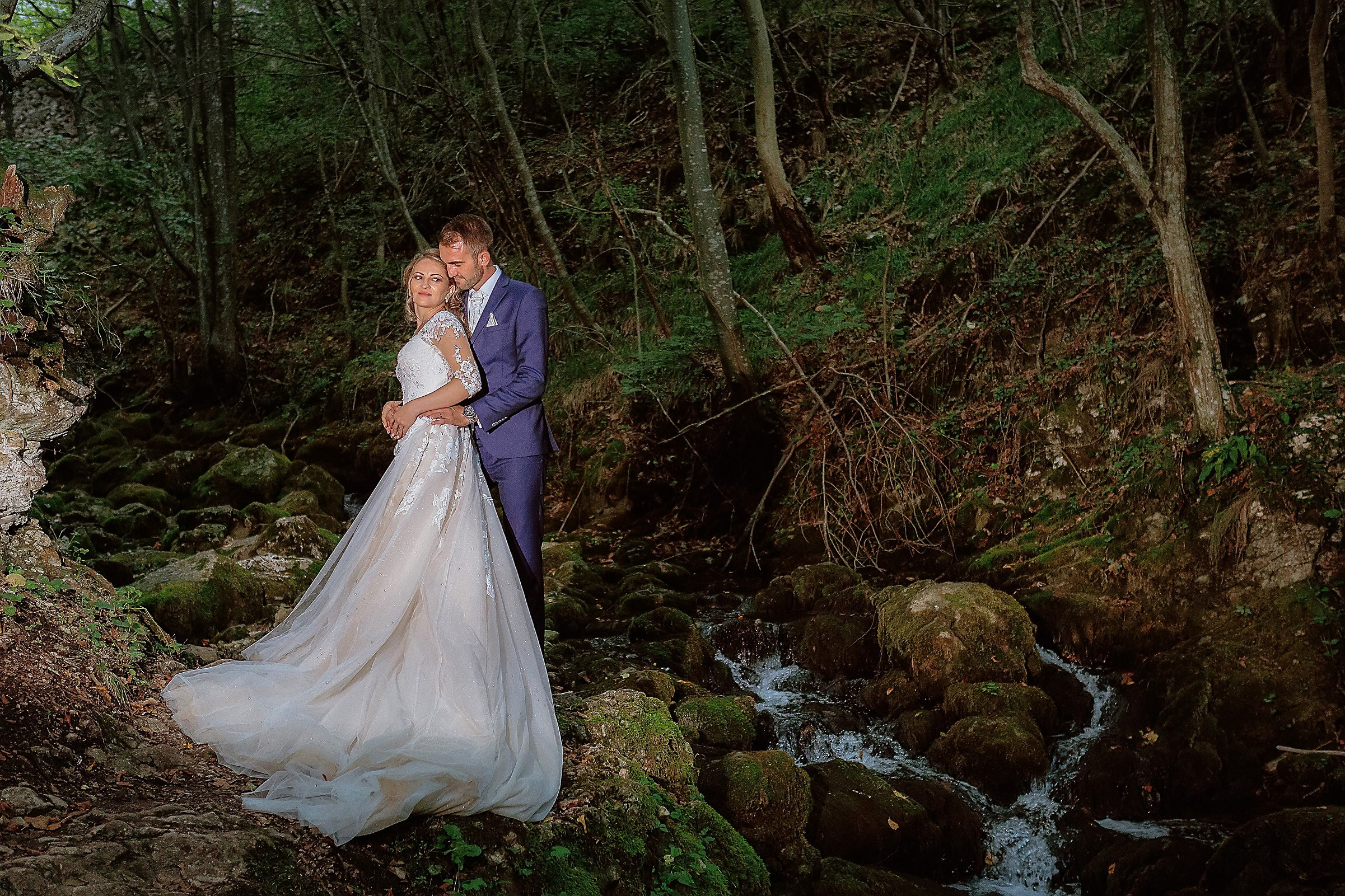 Fotograf Nunta Trash the Dress Cazanele Dunarii, Cascada Bigar, Orsova, Dunare Craiova Pitesti 2024 0003