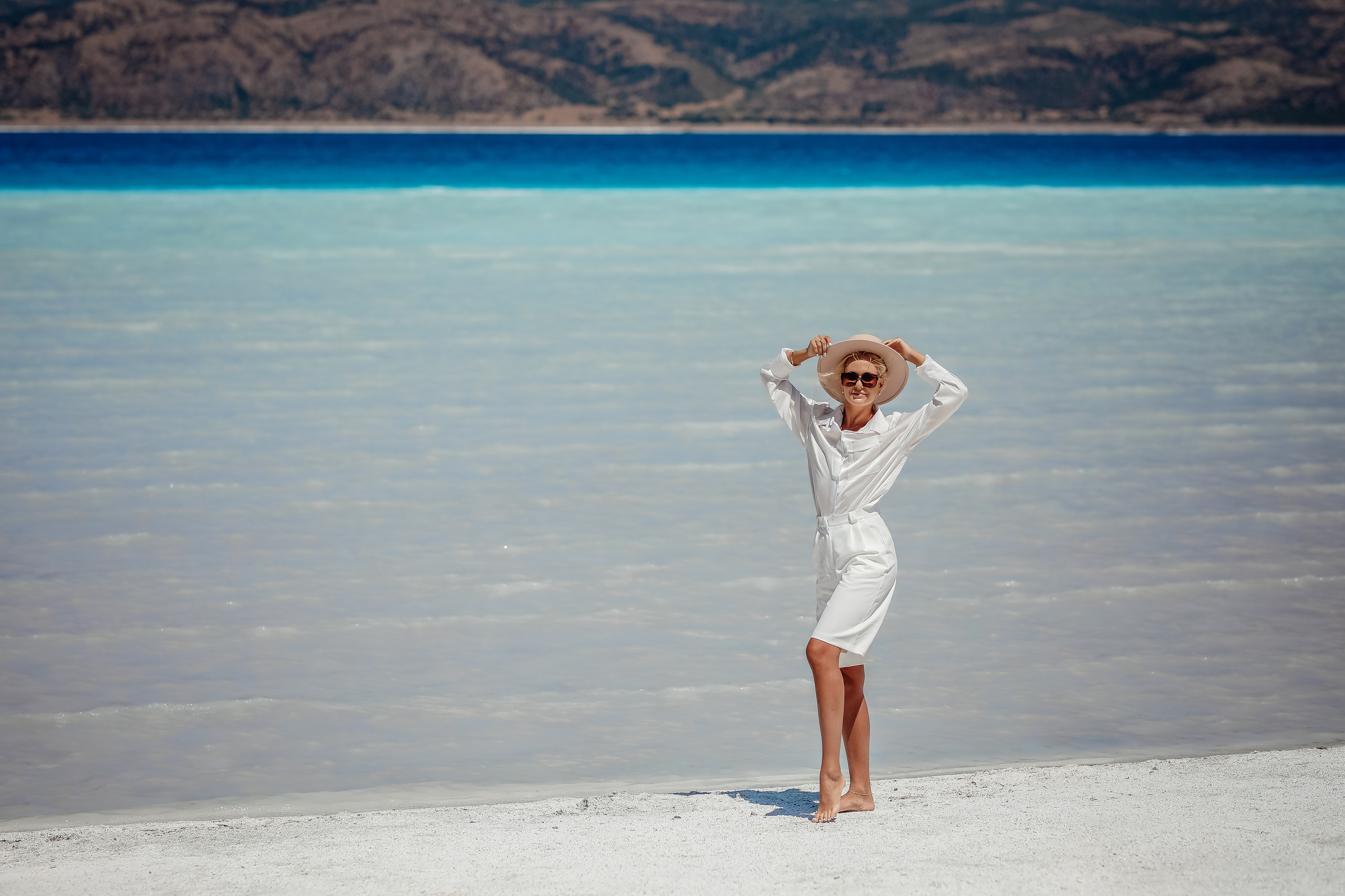 Photoshooting on Salda lake. Photographer in Turkey, Antalya, Kemer, Belek, Side, Kas, Fethiye