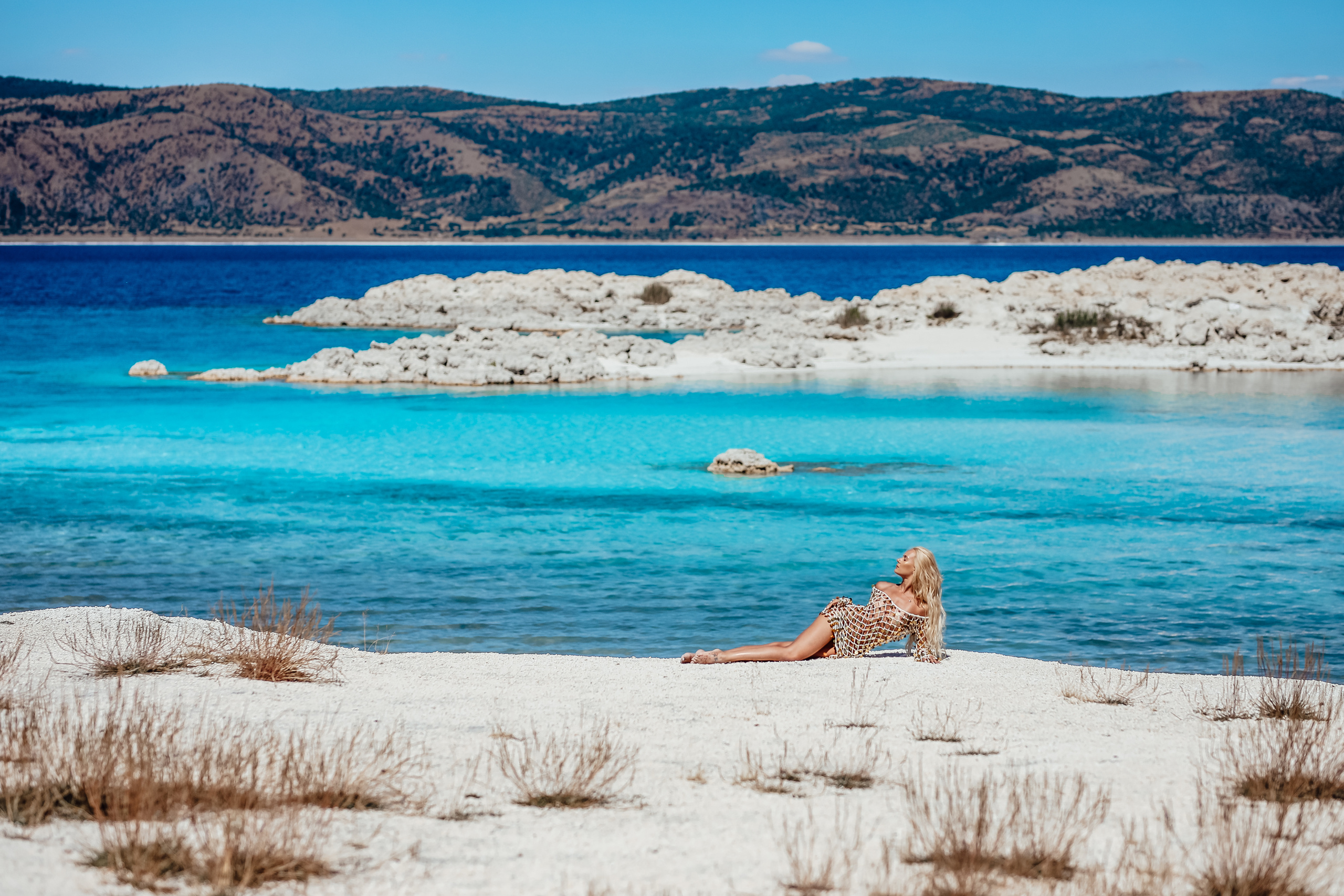 Photoshooting on Salda lake. Photographer in Turkey, Antalya, Kemer, Belek, Side, Kas, Fethiye