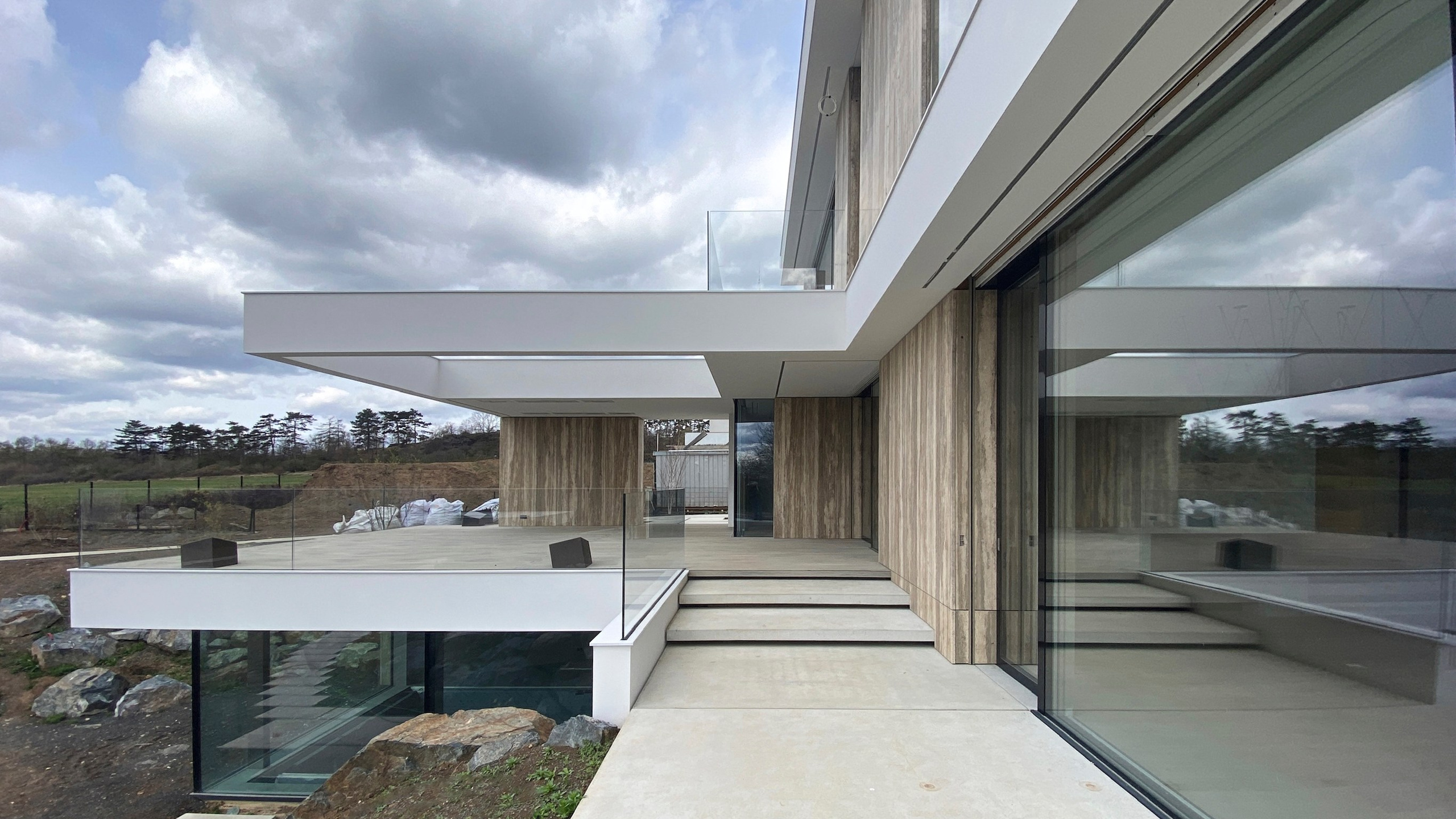 Bytový architekt, bytový designér, architekt Praha. Architekti v České republice czech architects Design interiéru i exteriéru Navrhujeme luxusní domy Architekt a architektonická kancelář Návrhy domů, bytů, interiérů Luxusní vila Nejlepší Vily v Praha, Česká republika Prague Luxury Villa, Vila Wellness Aqua House Luxusní rodinné vily