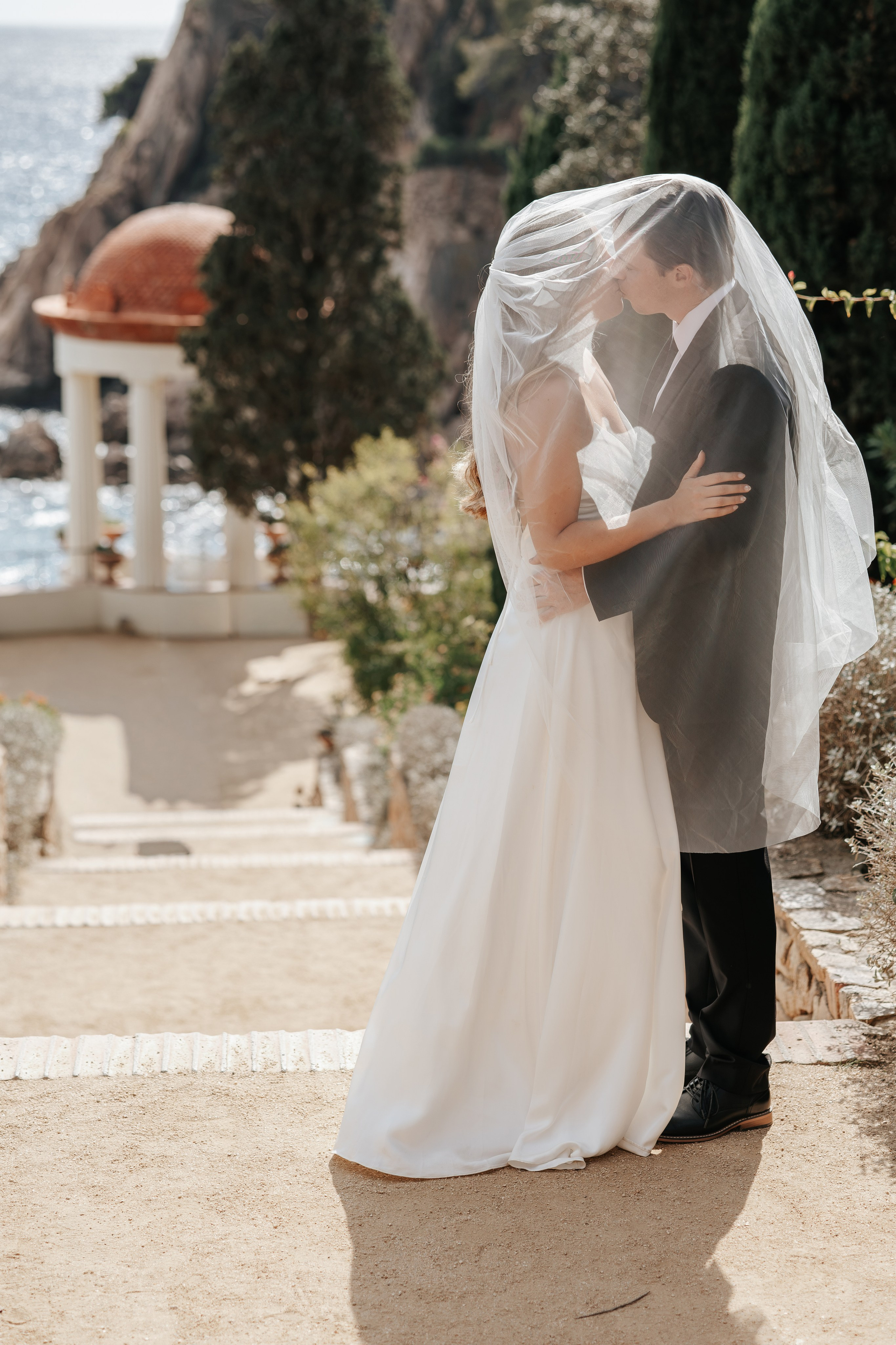 Hunter & Molly, 10/09/2026, Jardi Botanic Marimurtra. Wedding photographer in Girona and Costa Brava| Evgenia Gruntovaya