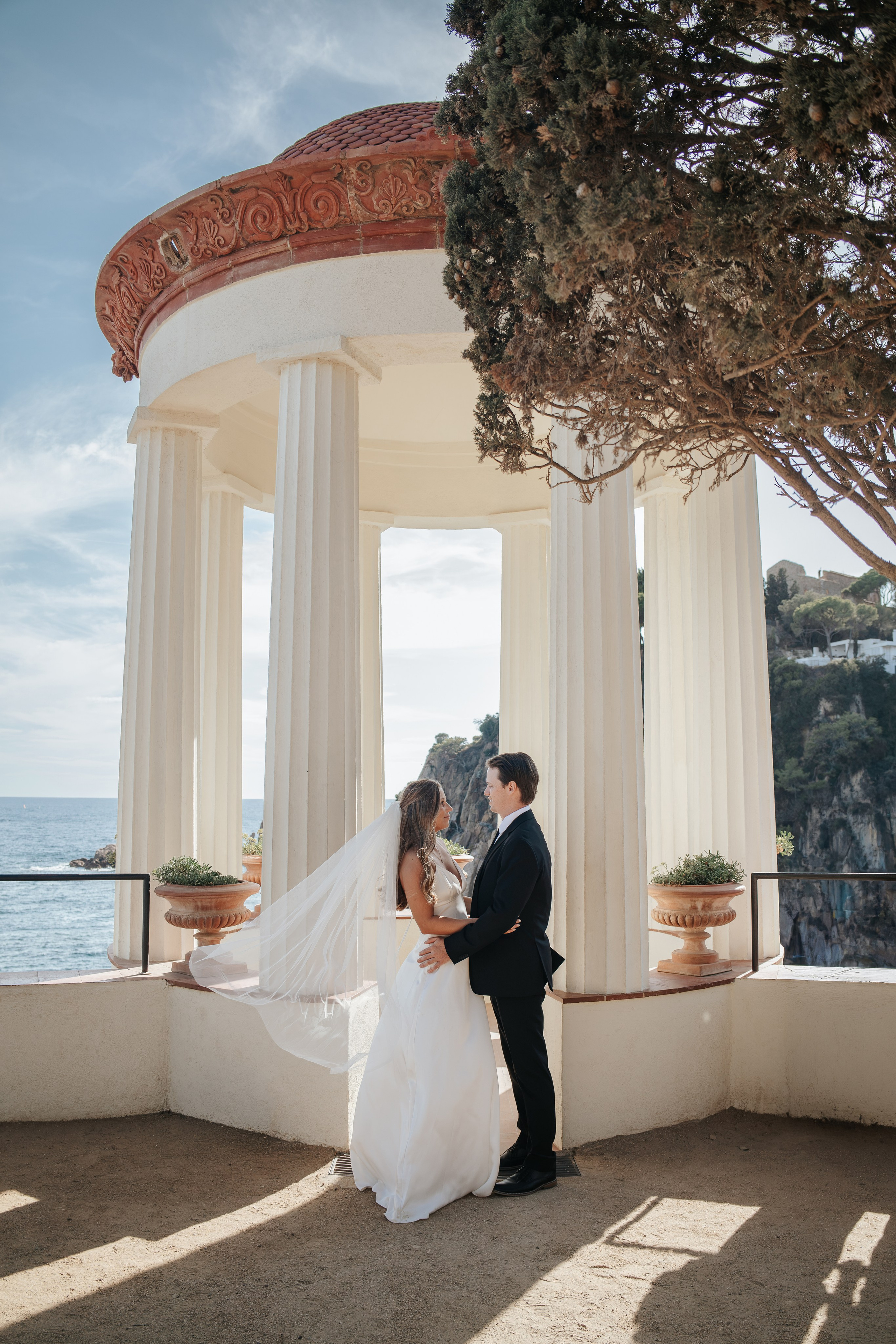 Hunter & Molly, 10/09/2026, Jardi Botanic Marimurtra. Wedding photographer in Girona and Costa Brava| Evgenia Gruntovaya