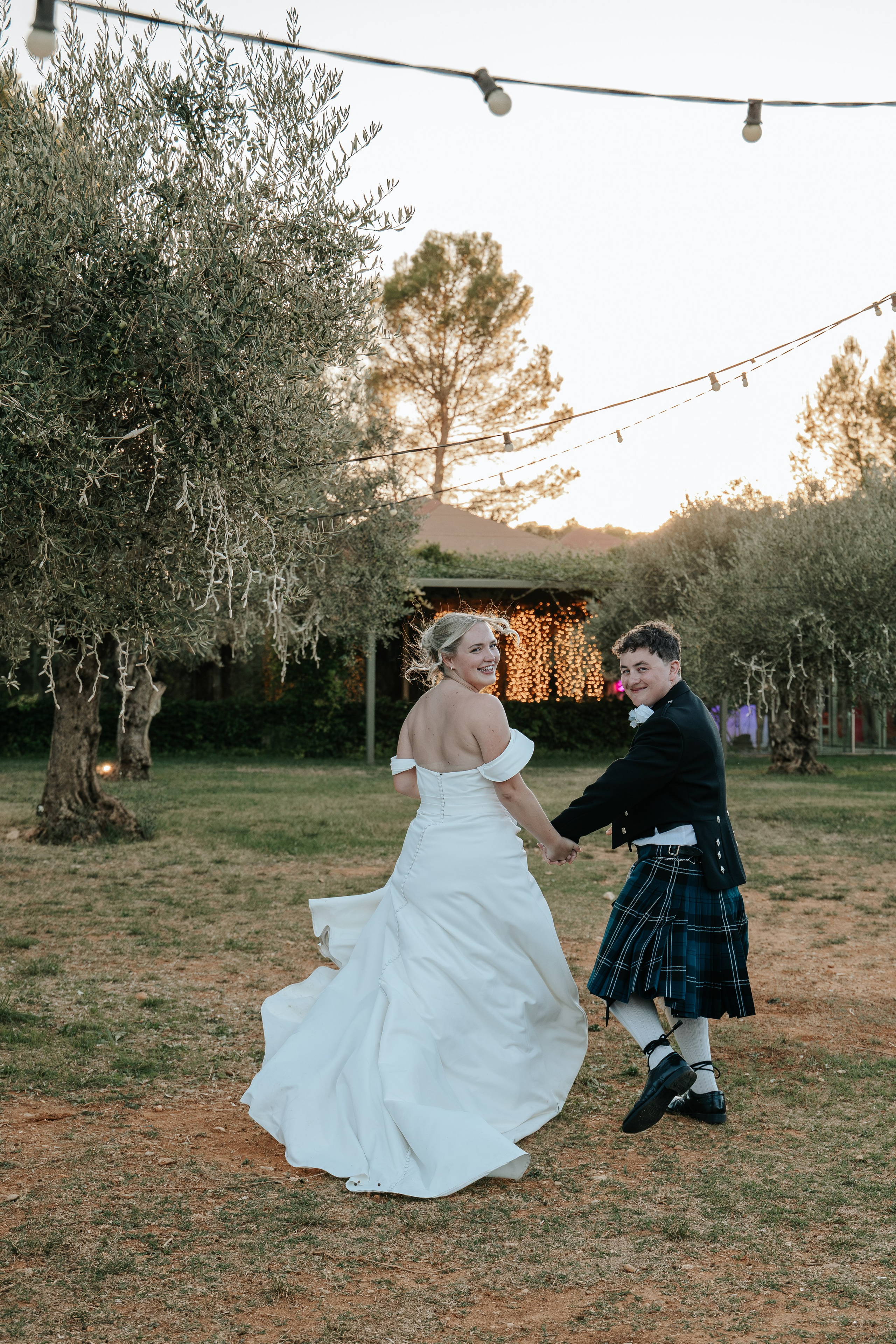 Emily & Callum, 22/09/2026, Mas Terrats. Fotógrafa de bodas en Girona, Costa Brava | Wedding Photographer Evgenia Gruntovaya