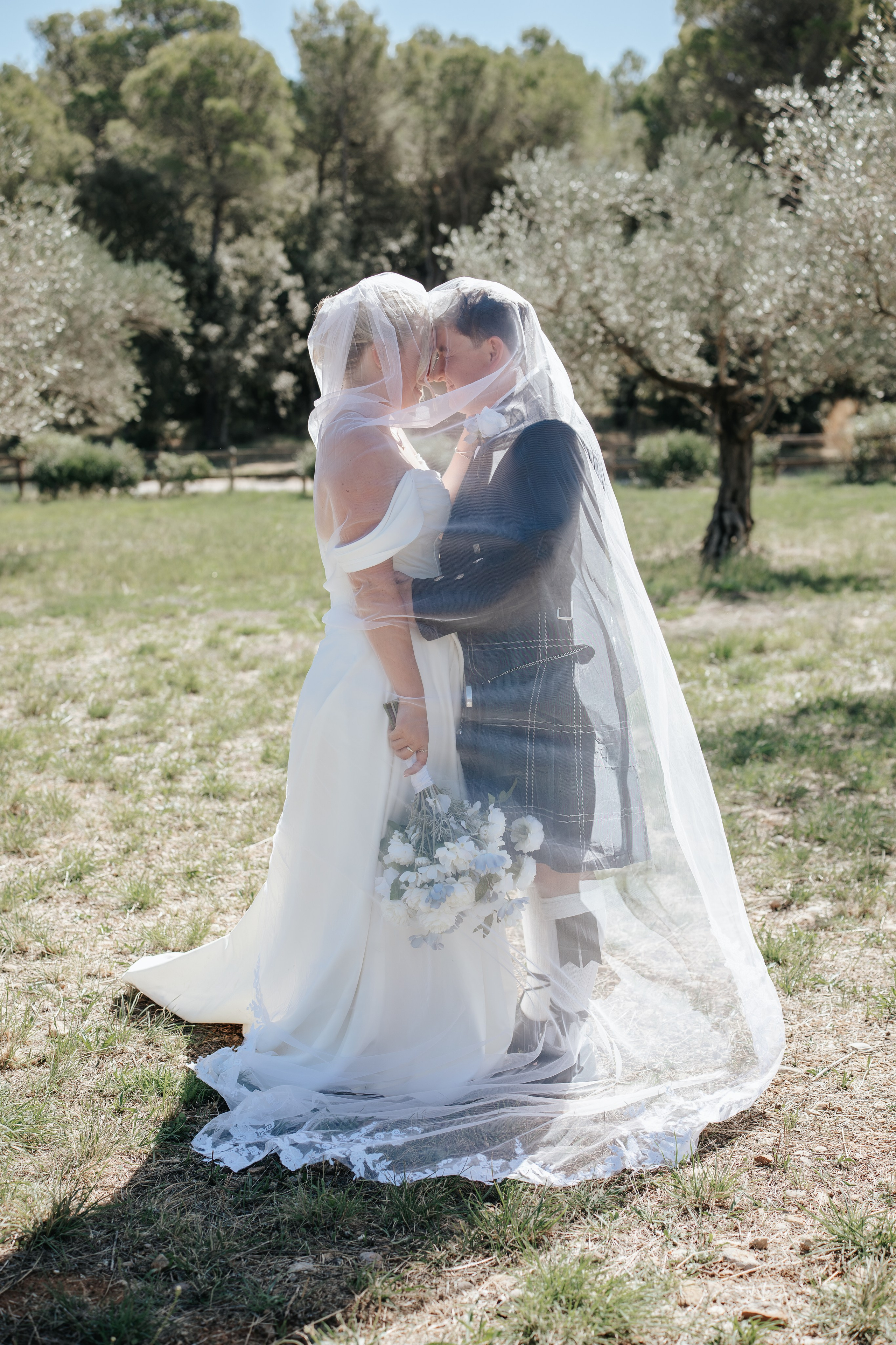 Emily & Callum, 22/09/2026, Mas Terrats. Fotógrafa de bodas en Girona, Costa Brava | Wedding Photographer Evgenia Gruntovaya