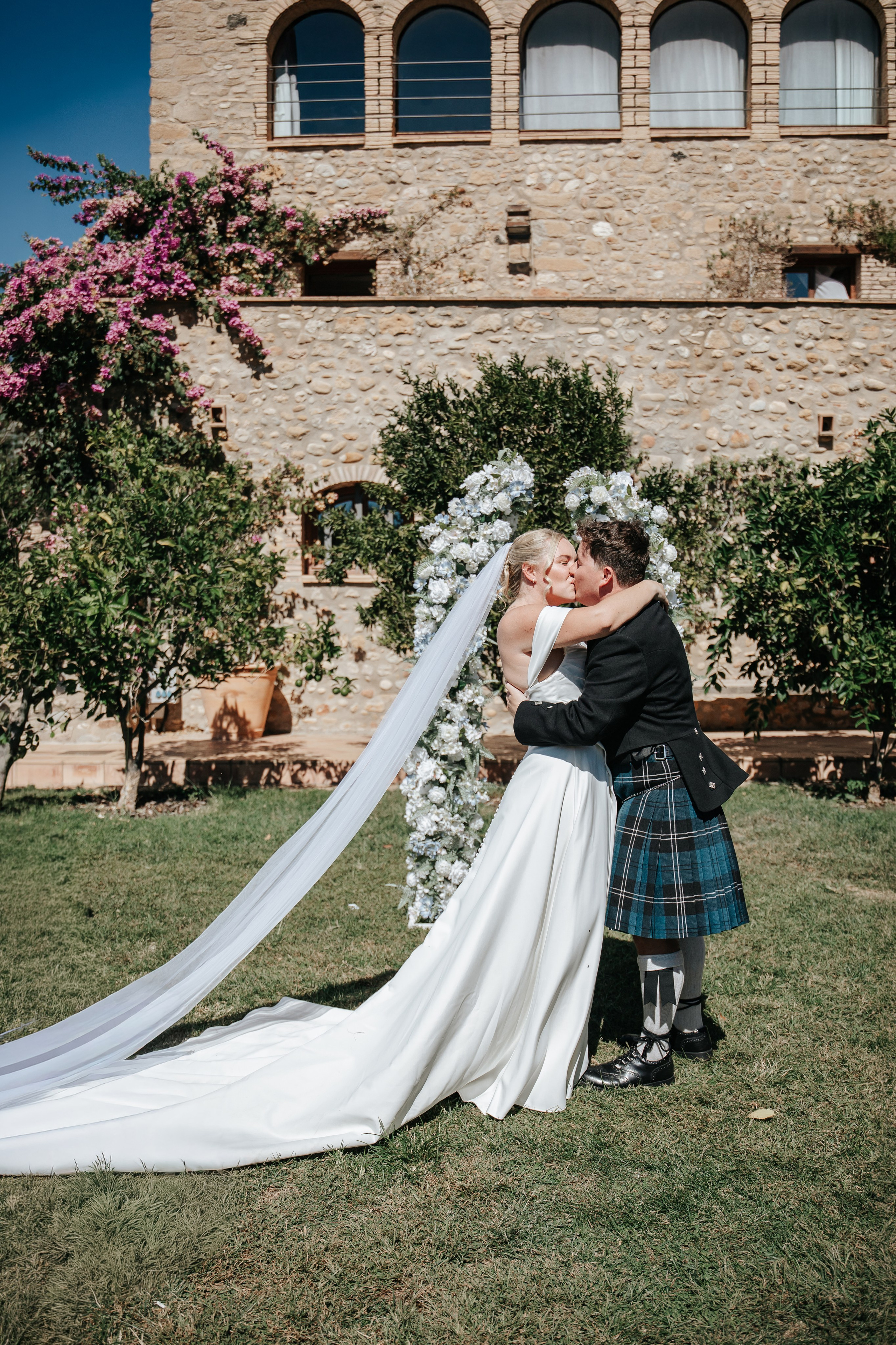 Emily & Callum, 22/09/2026, Mas Terrats. Fotógrafa de bodas en Girona, Costa Brava | Wedding Photographer Evgenia Gruntovaya