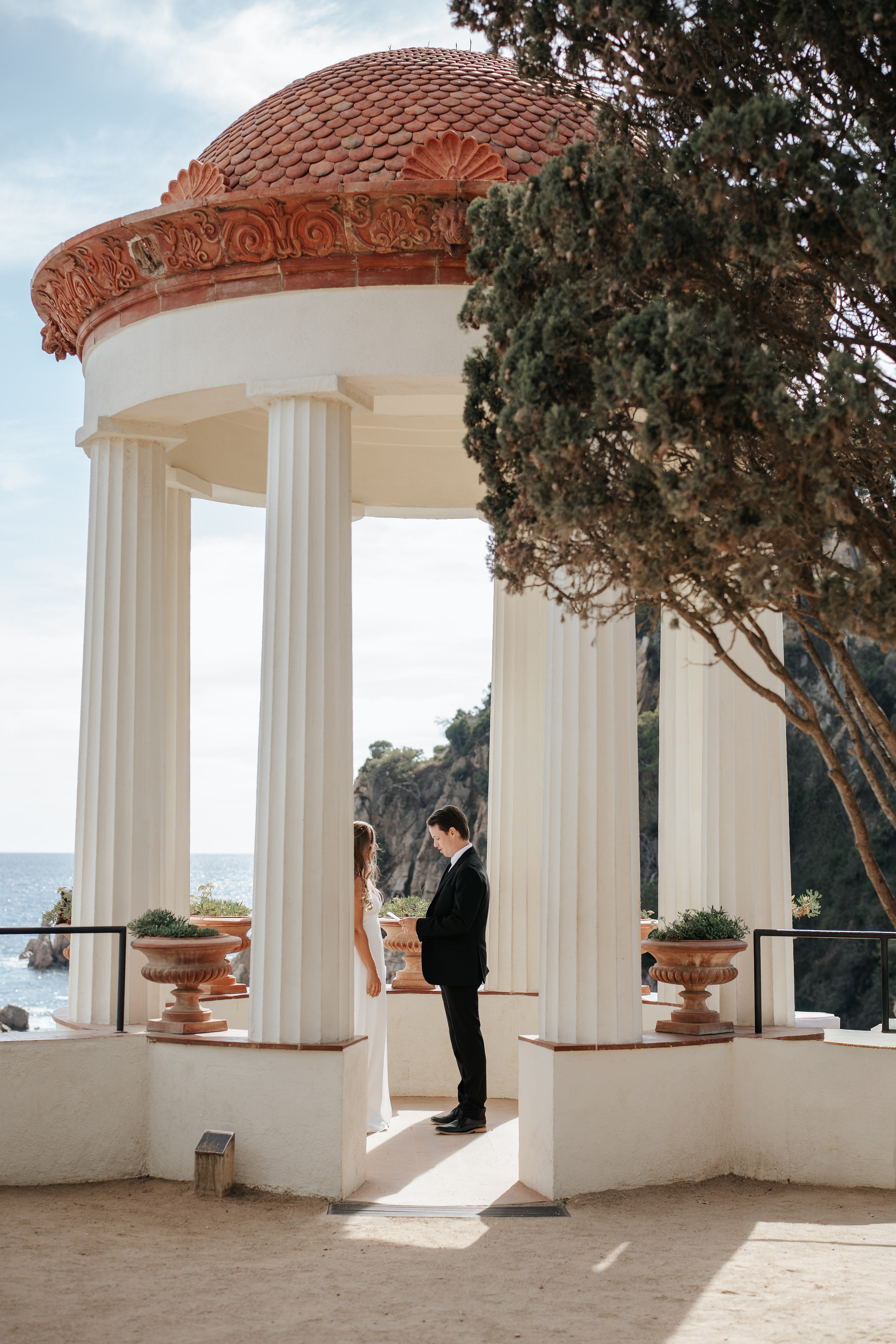Hunter & Molly, 10/09/2026, Jardi Botanic Marimurtra. Wedding photographer in Girona and Costa Brava| Evgenia Gruntovaya